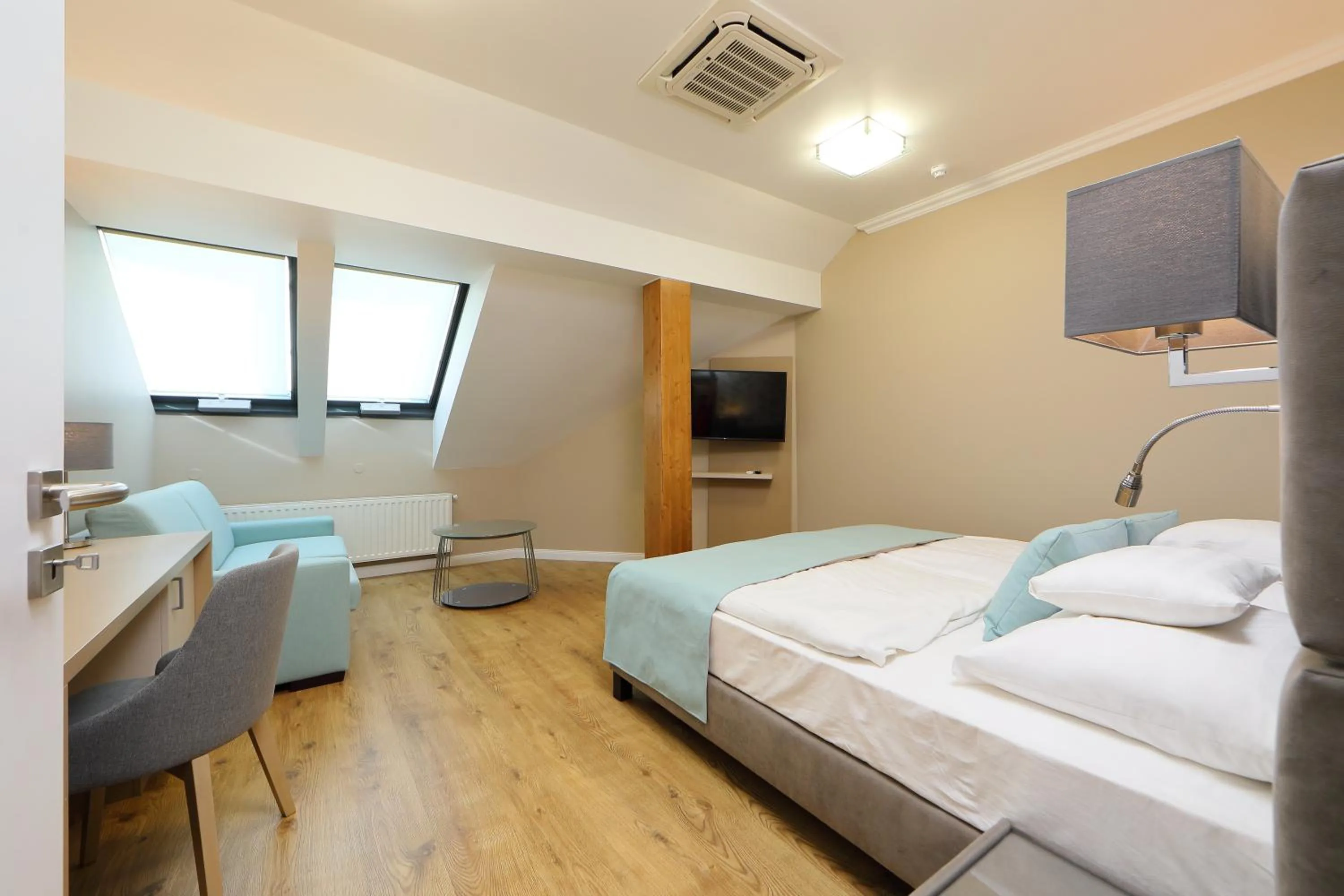 Photo of the whole room in Hotel Blaha Lujza