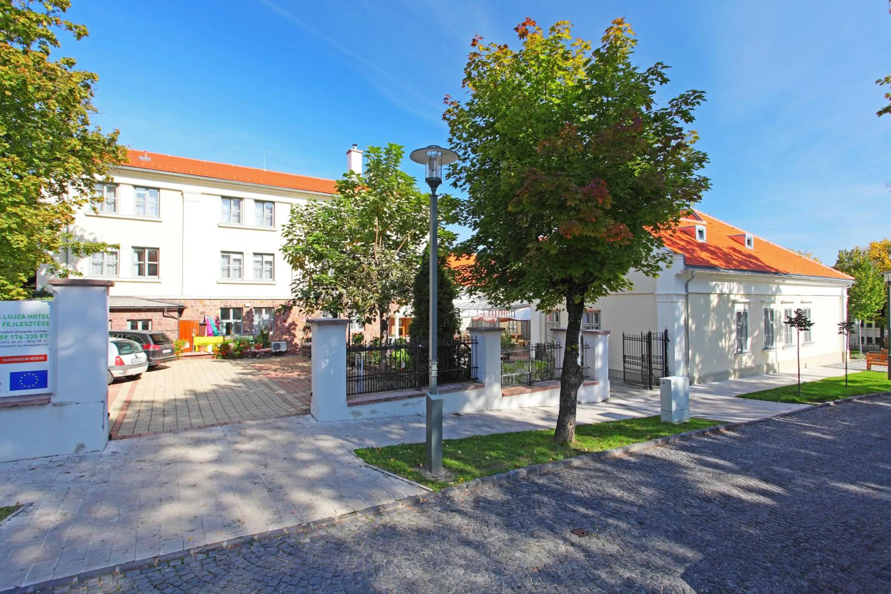 Property building in Hotel Blaha Lujza