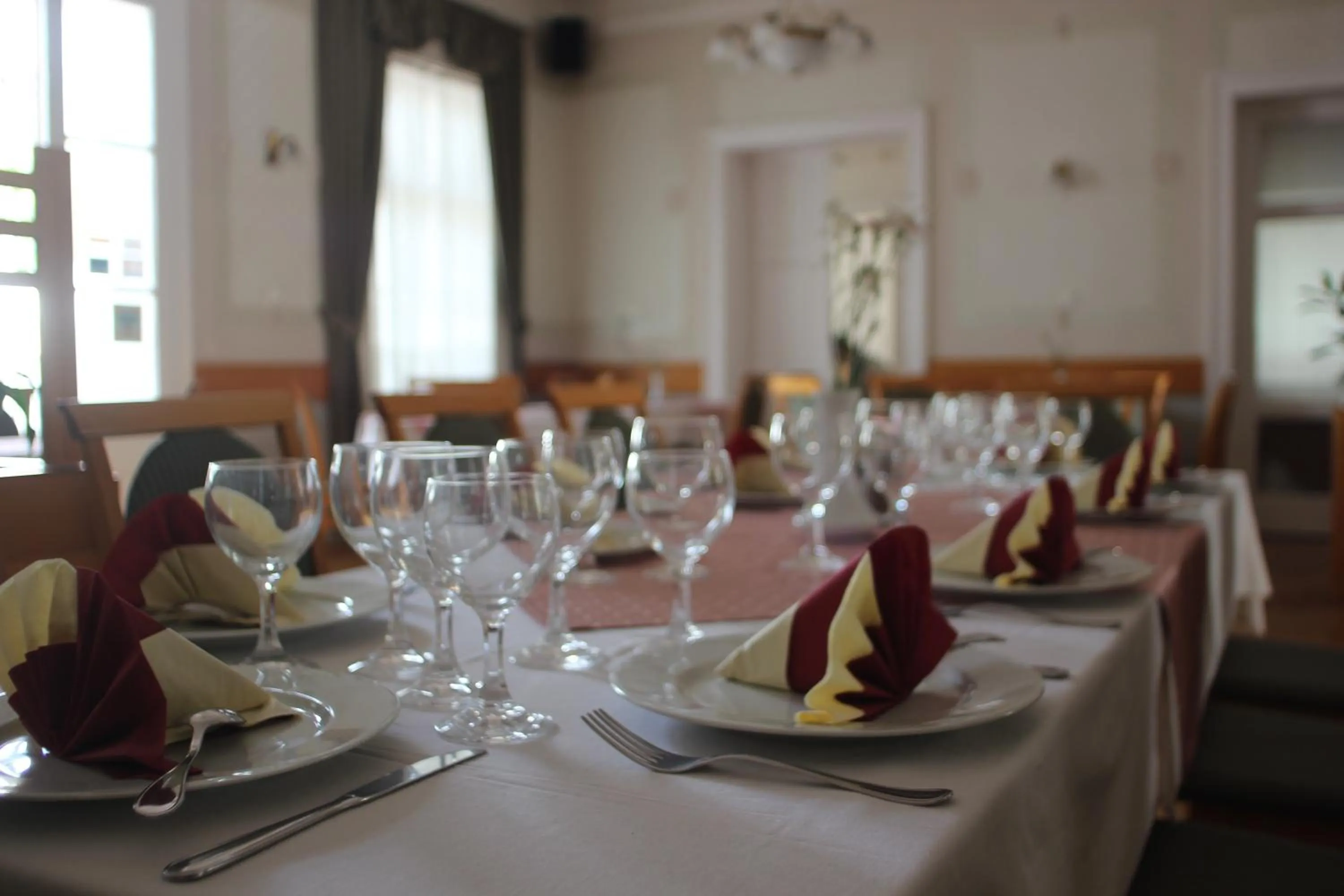 Restaurant/places to eat in Hotel Blaha Lujza