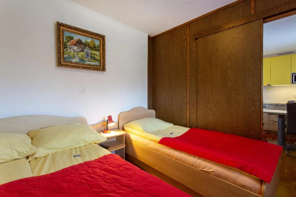 Bedroom, Bed in Rooms & Apartments Jana