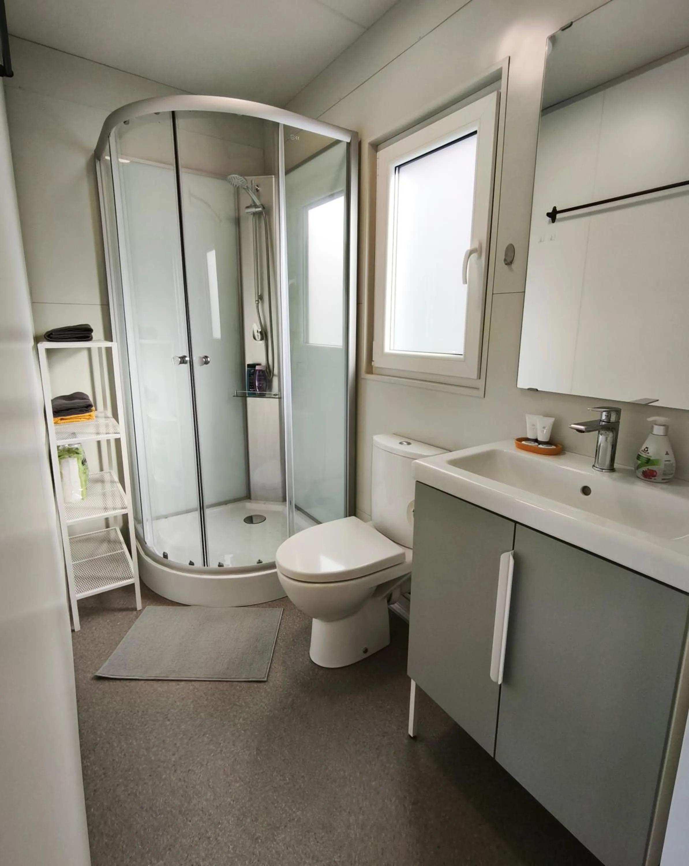 Bathroom in Rooms & Apartments Jana