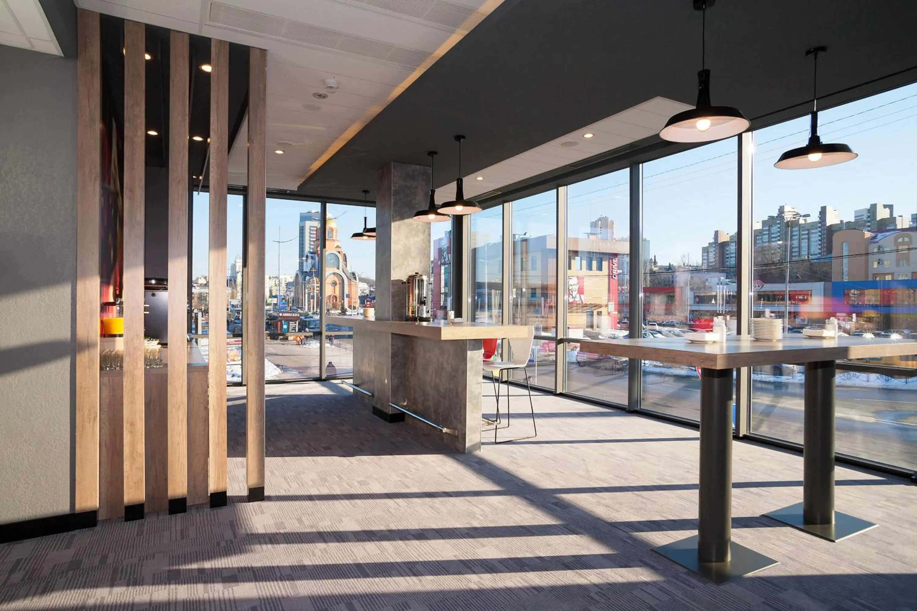 Lounge or bar in ibis Kyiv Railway Station