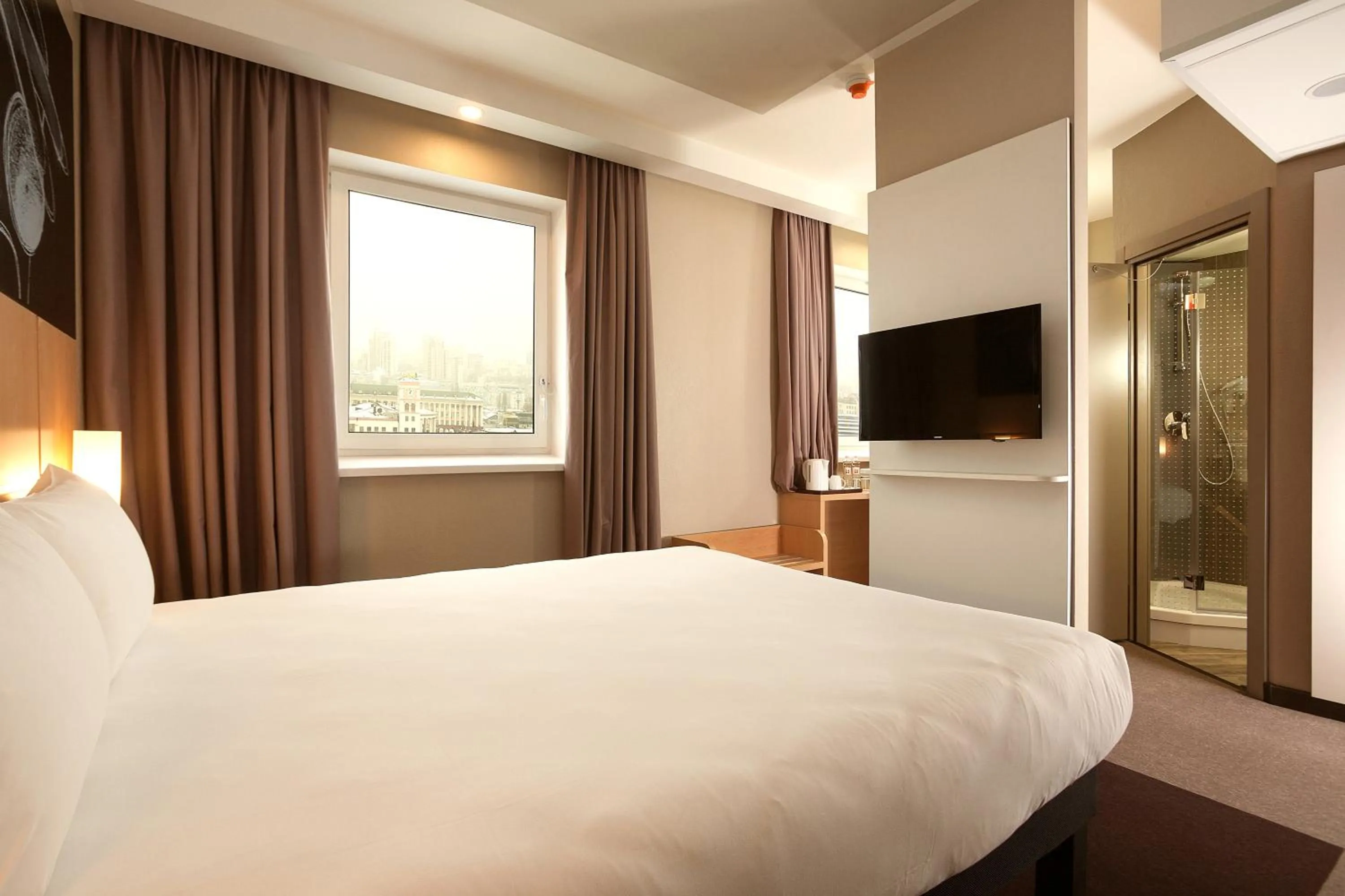 Bed in ibis Kyiv Railway Station