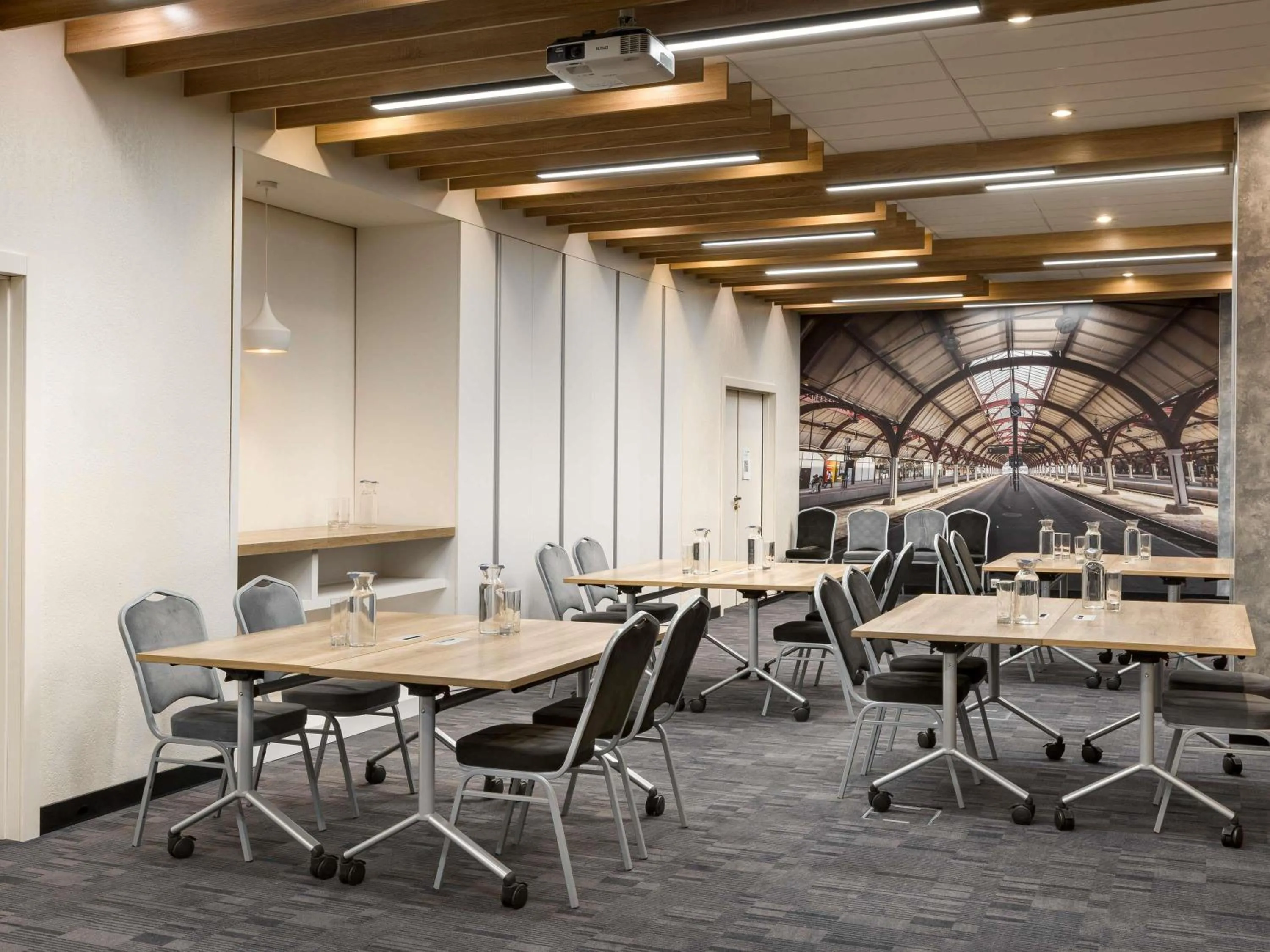 Meeting/conference room in ibis Kyiv Railway Station