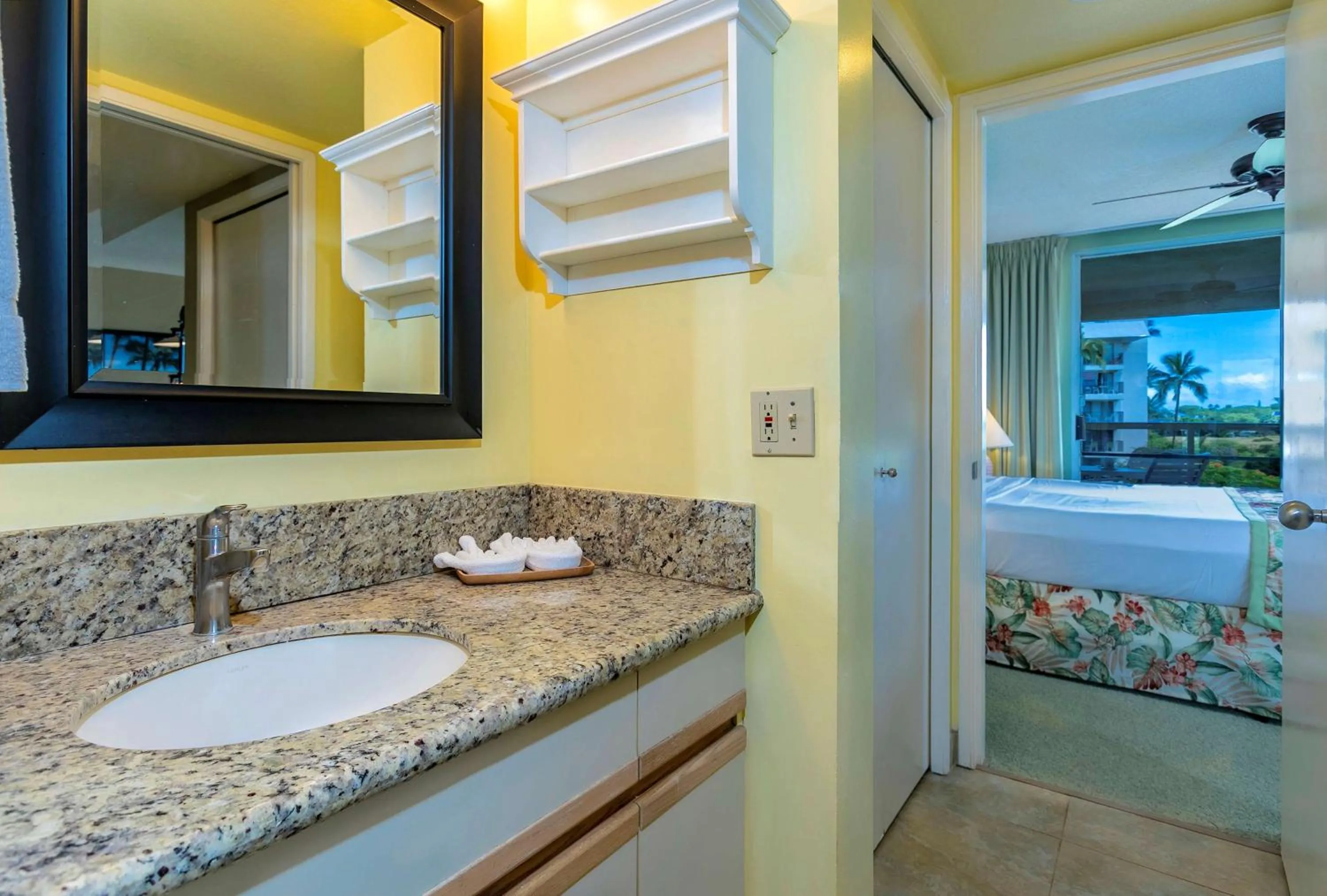 Bed in Aston at the Maui Banyan