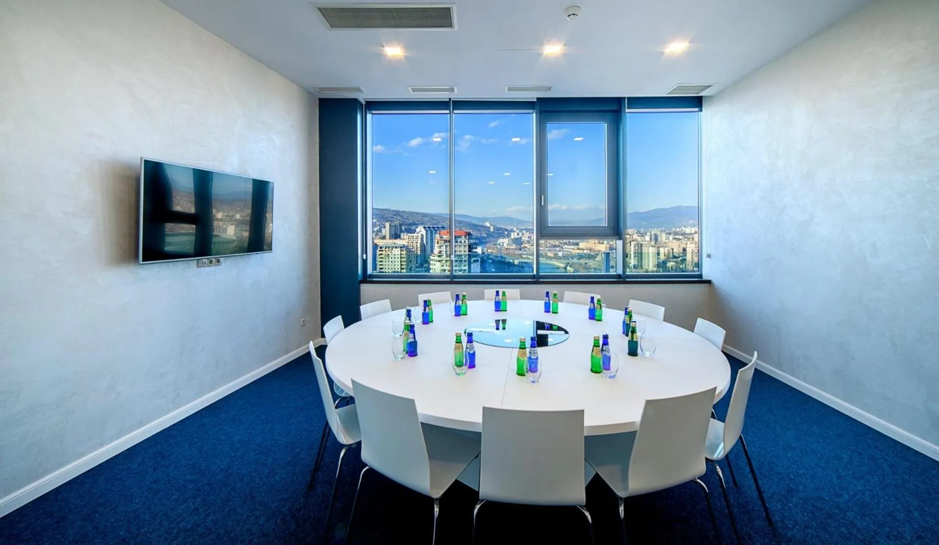 Business facilities in King David Residence