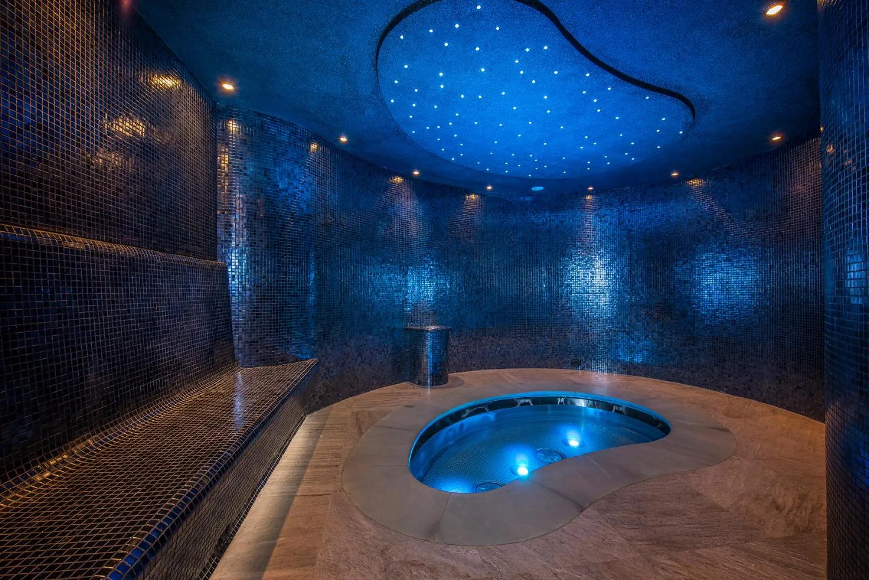 Steam room in Hotel SOREA SNP