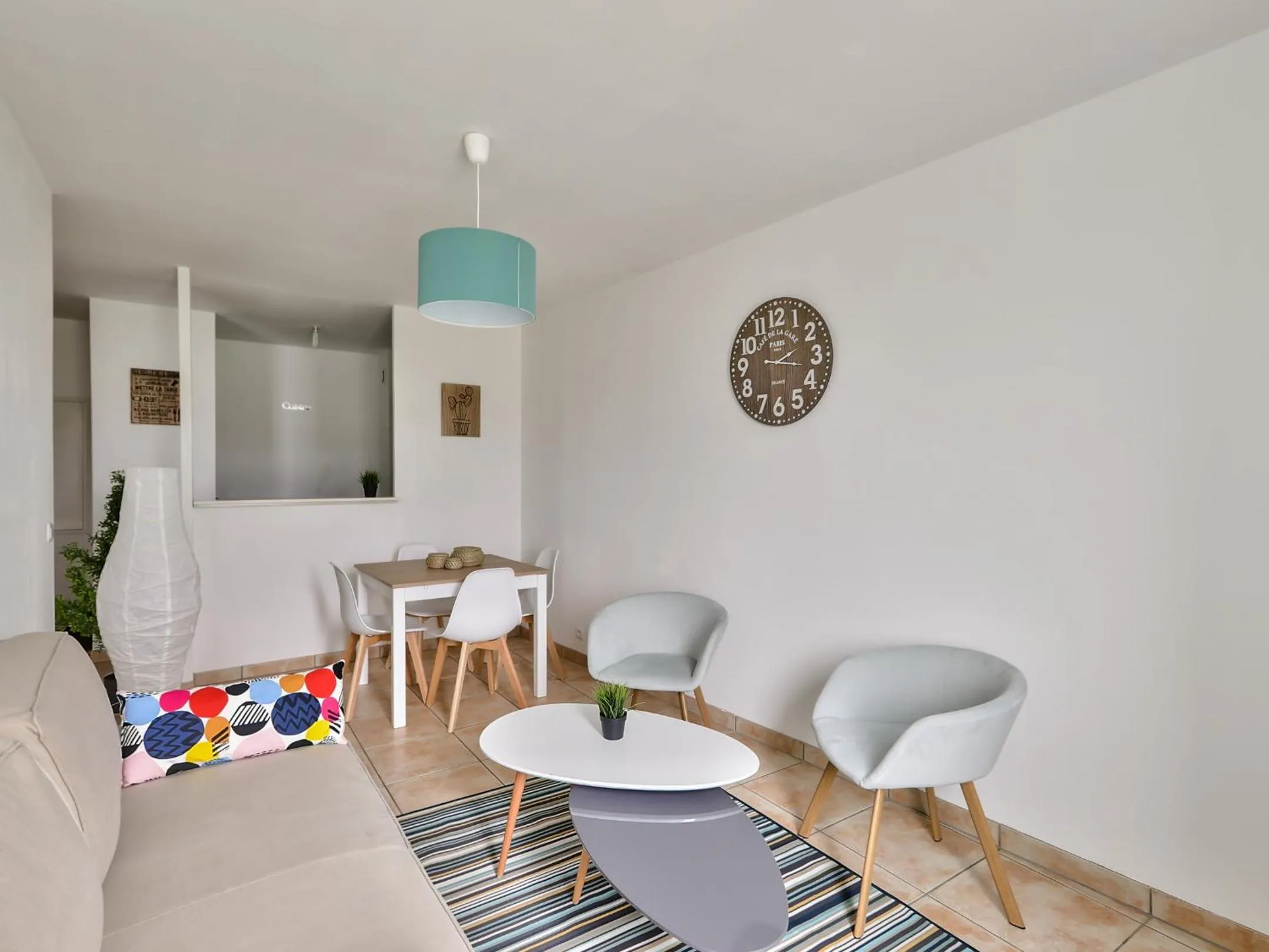 Living room in 123home-Le park side