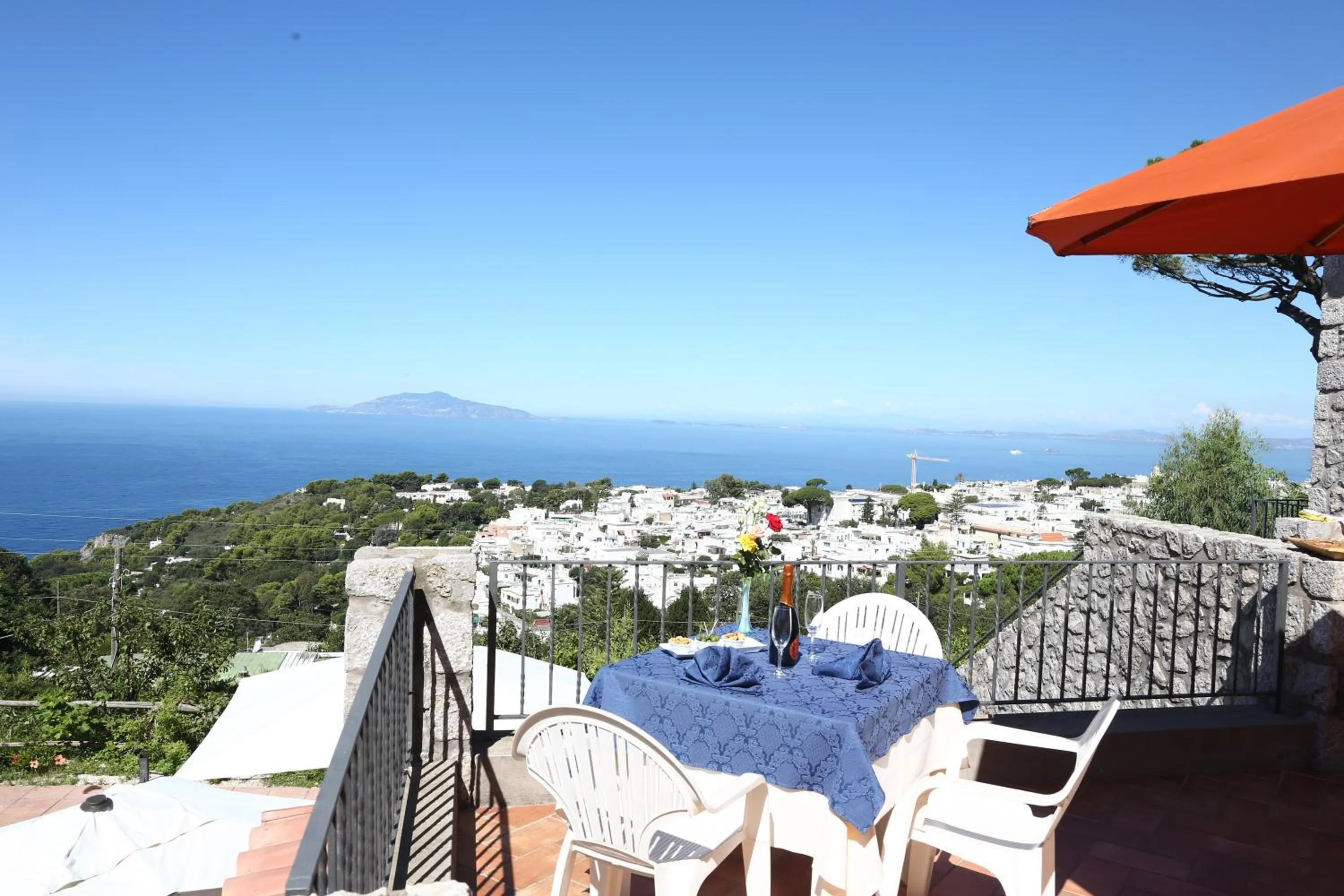 Balcony/Terrace in Agriturismo del Sole