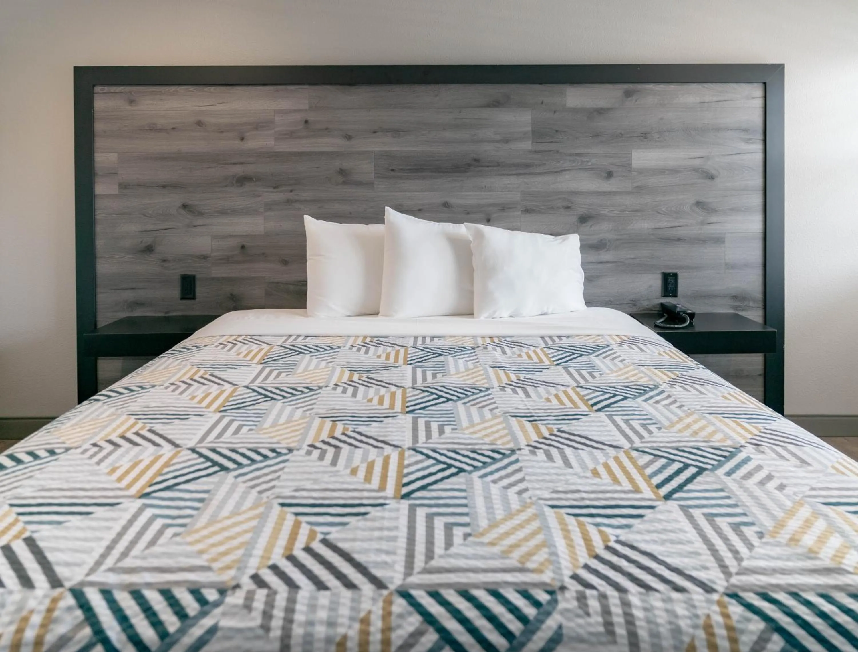 Bed in Motel 6 Pico Rivera - Los Angeles, CA