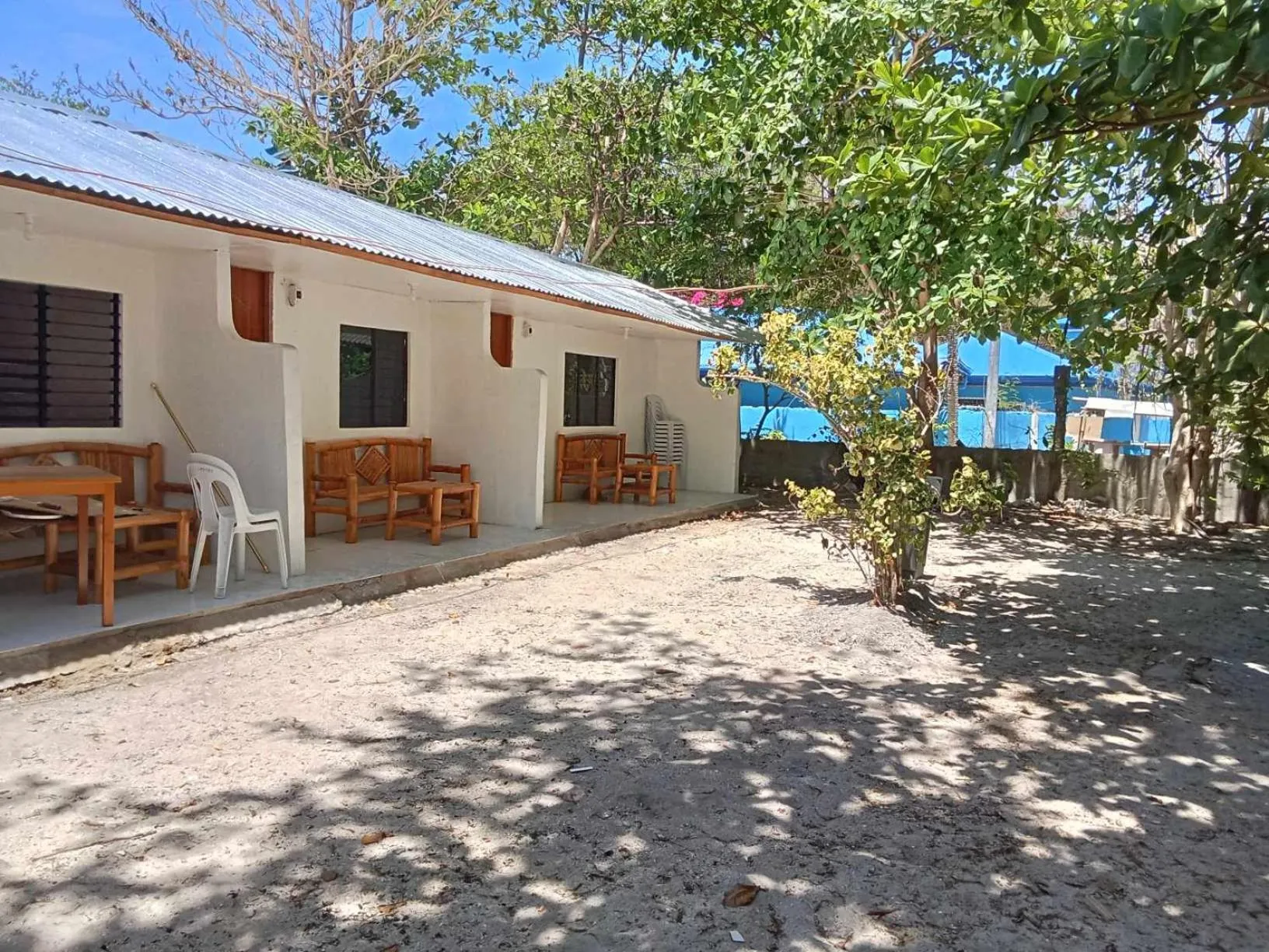 Property building in Mabuhay Thresher Dive Resort