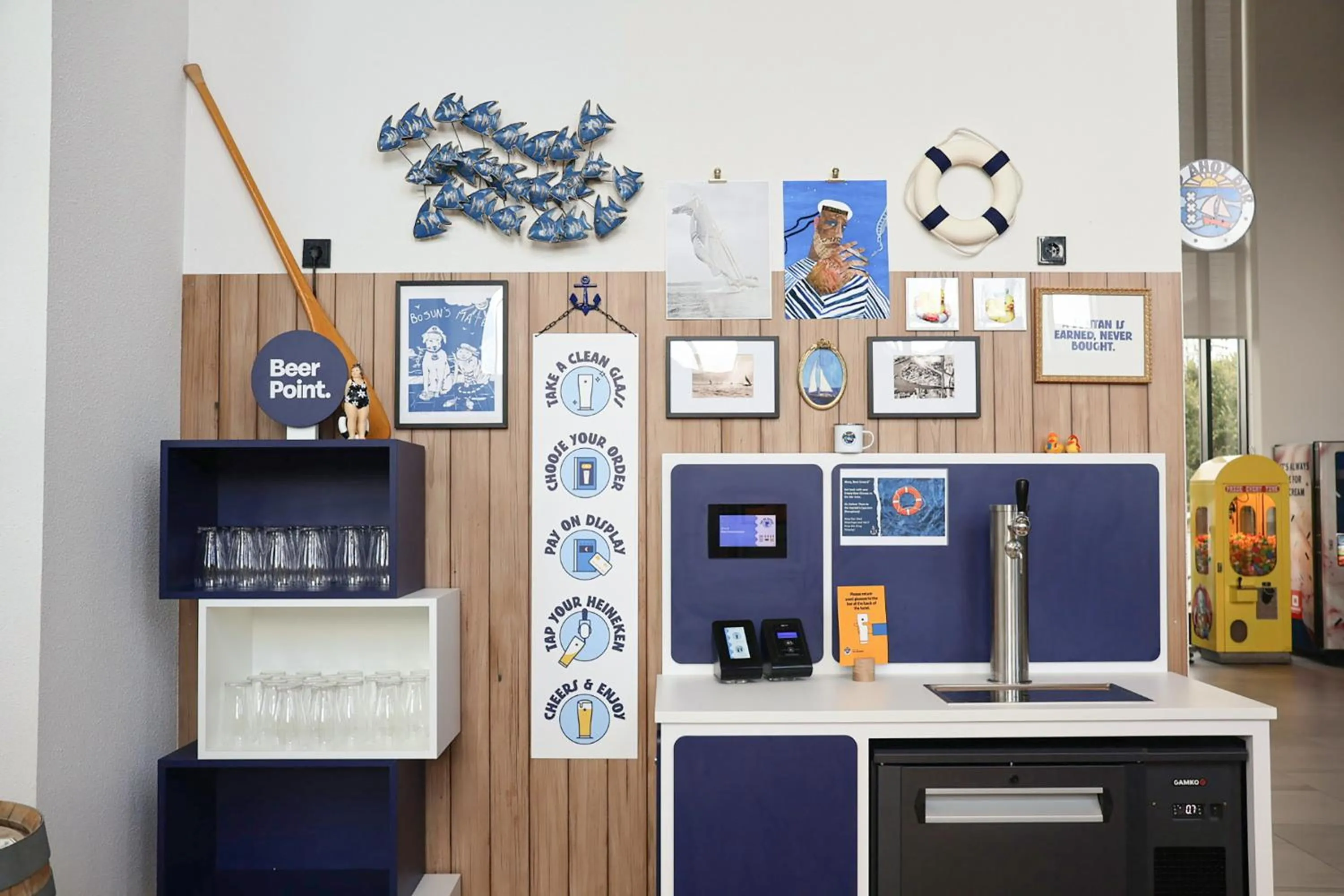 Lounge or bar in MEININGER Hotel Amsterdam Amstel