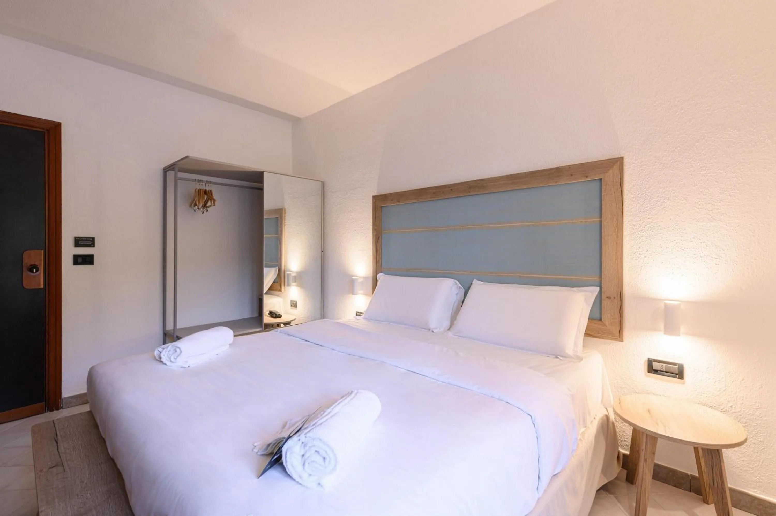 Photo of the whole room, Bed in B&B HOTEL Ischia San Nicola