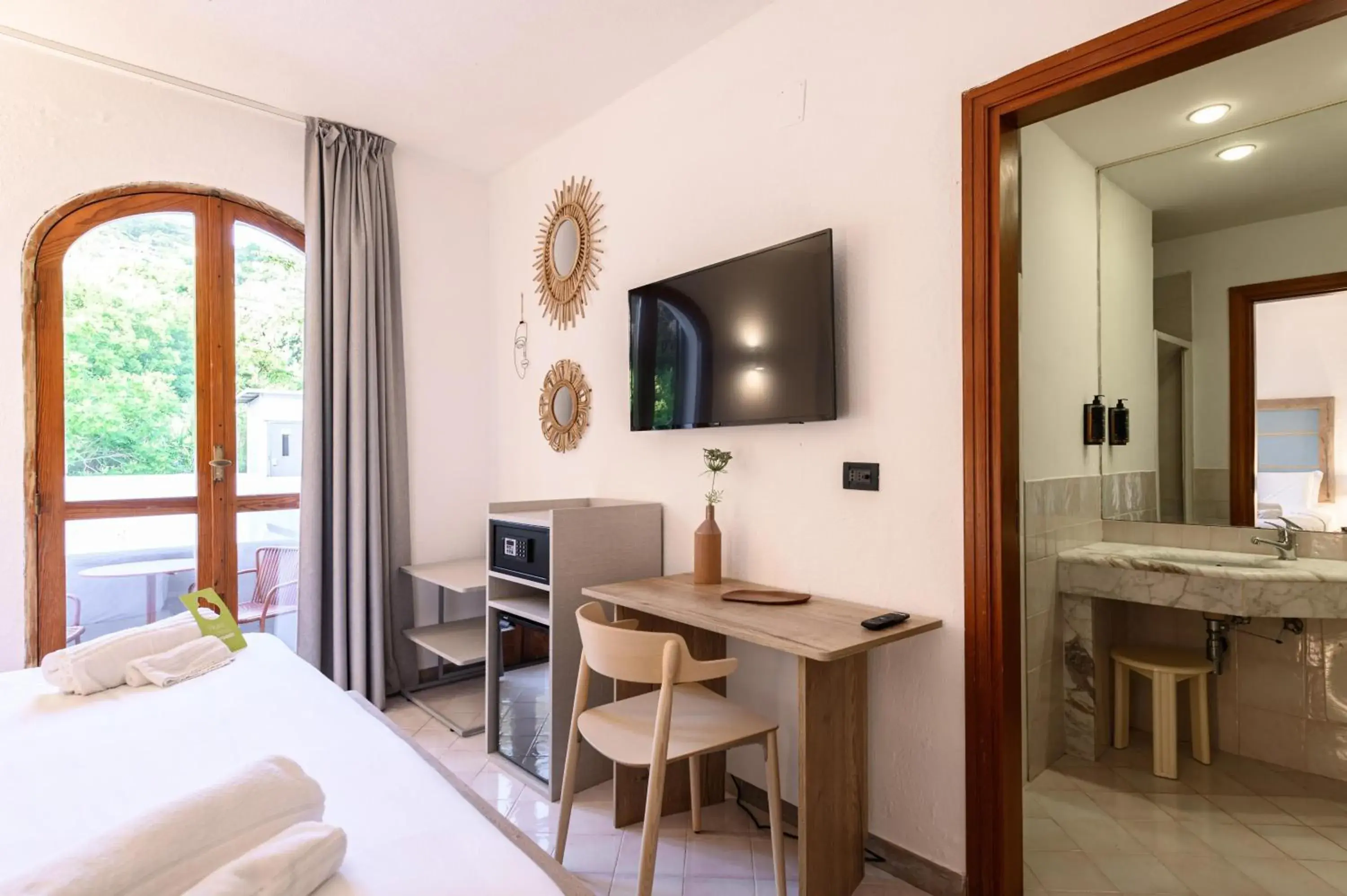 Double Room in B&B HOTEL Ischia San Nicola Double Room in B&B HOTEL Ischia San Nicola