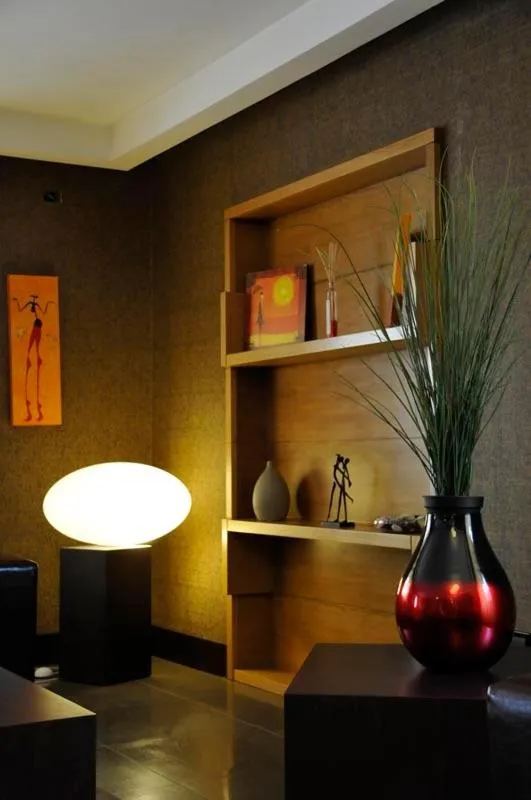 Decorative detail in Hotel Fly