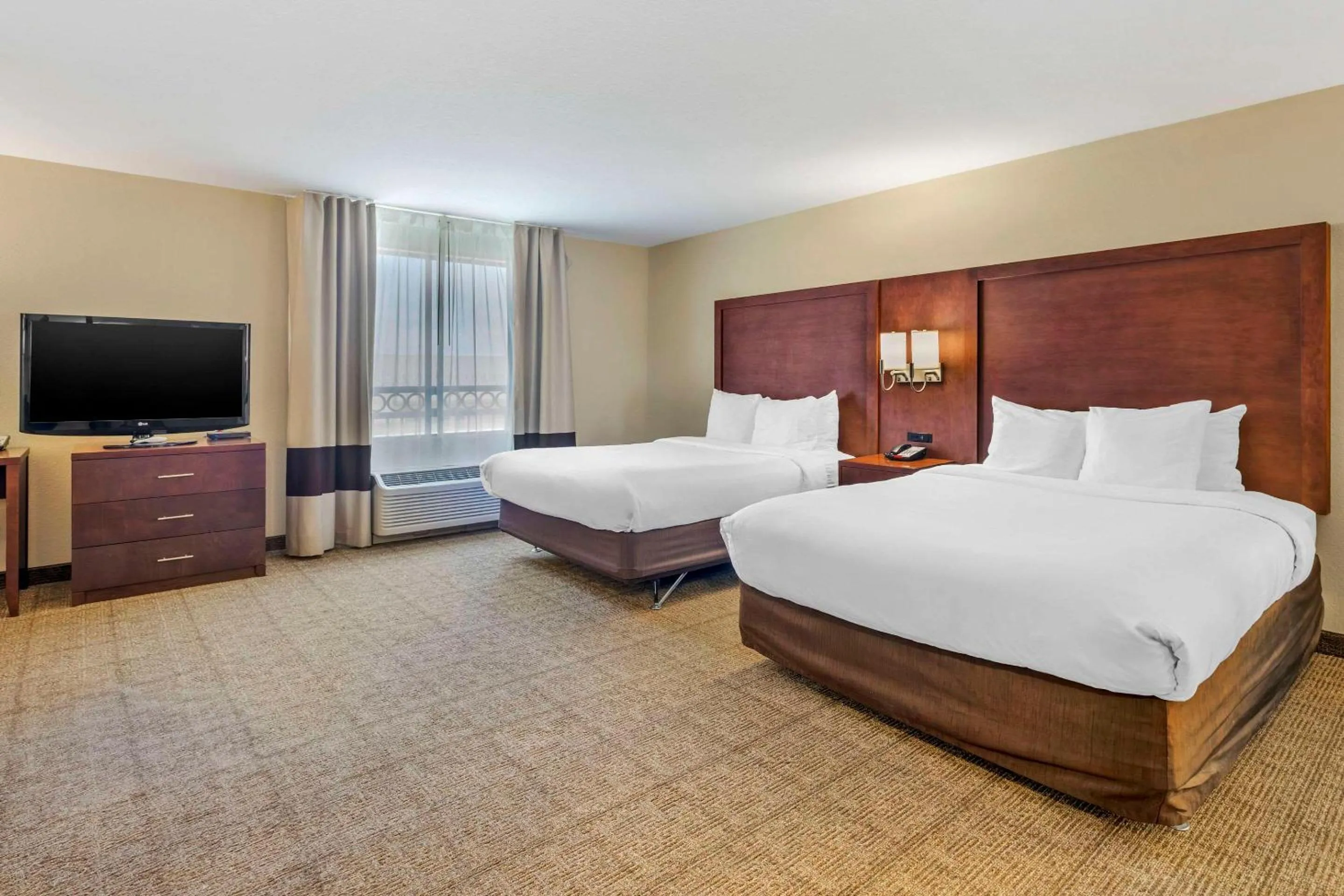 Bed in Comfort Suites Blythe