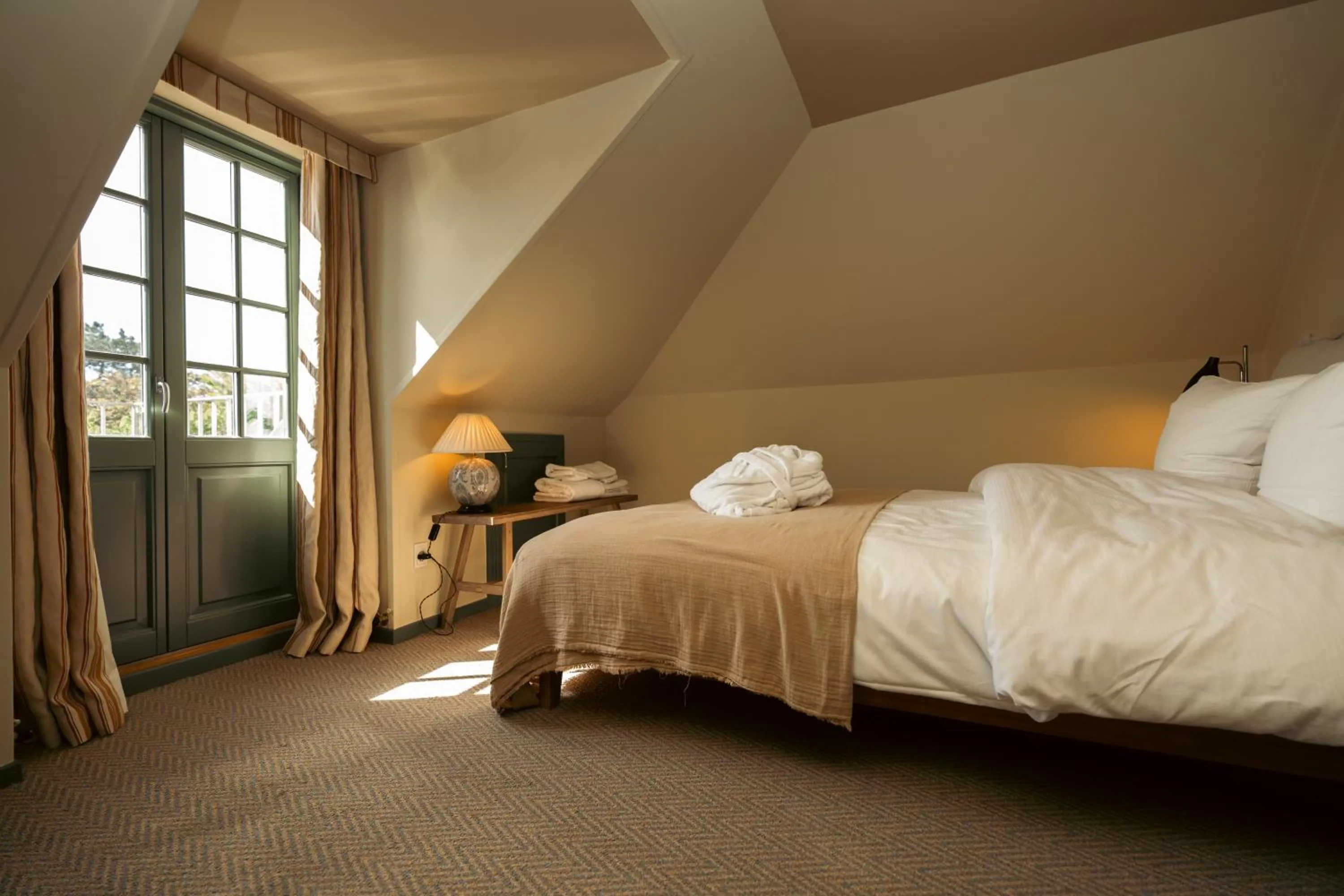 Bedroom, Bed in Helenekilde Badehotel