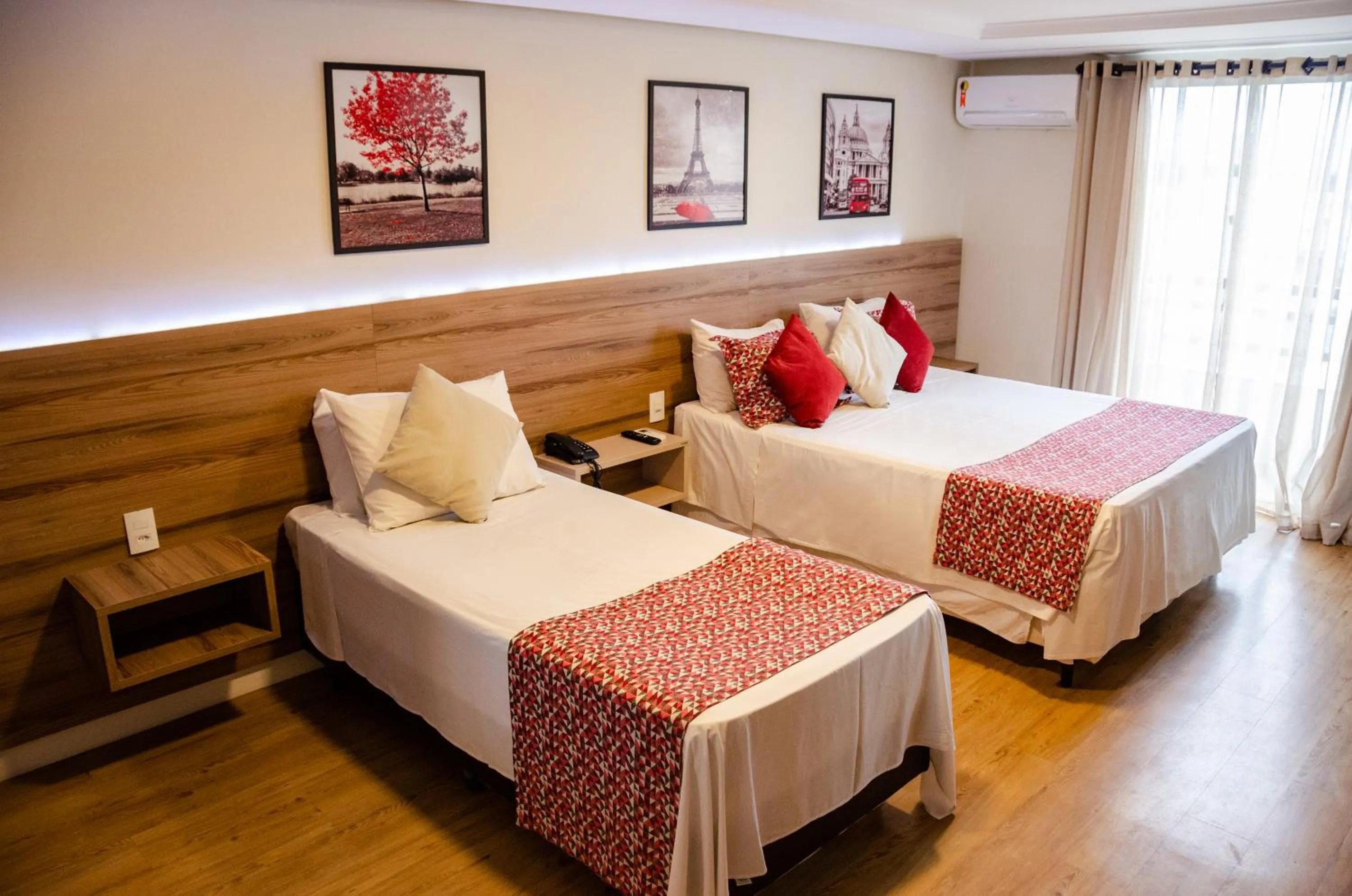 Bedroom, Bed in Hotel Ferraz