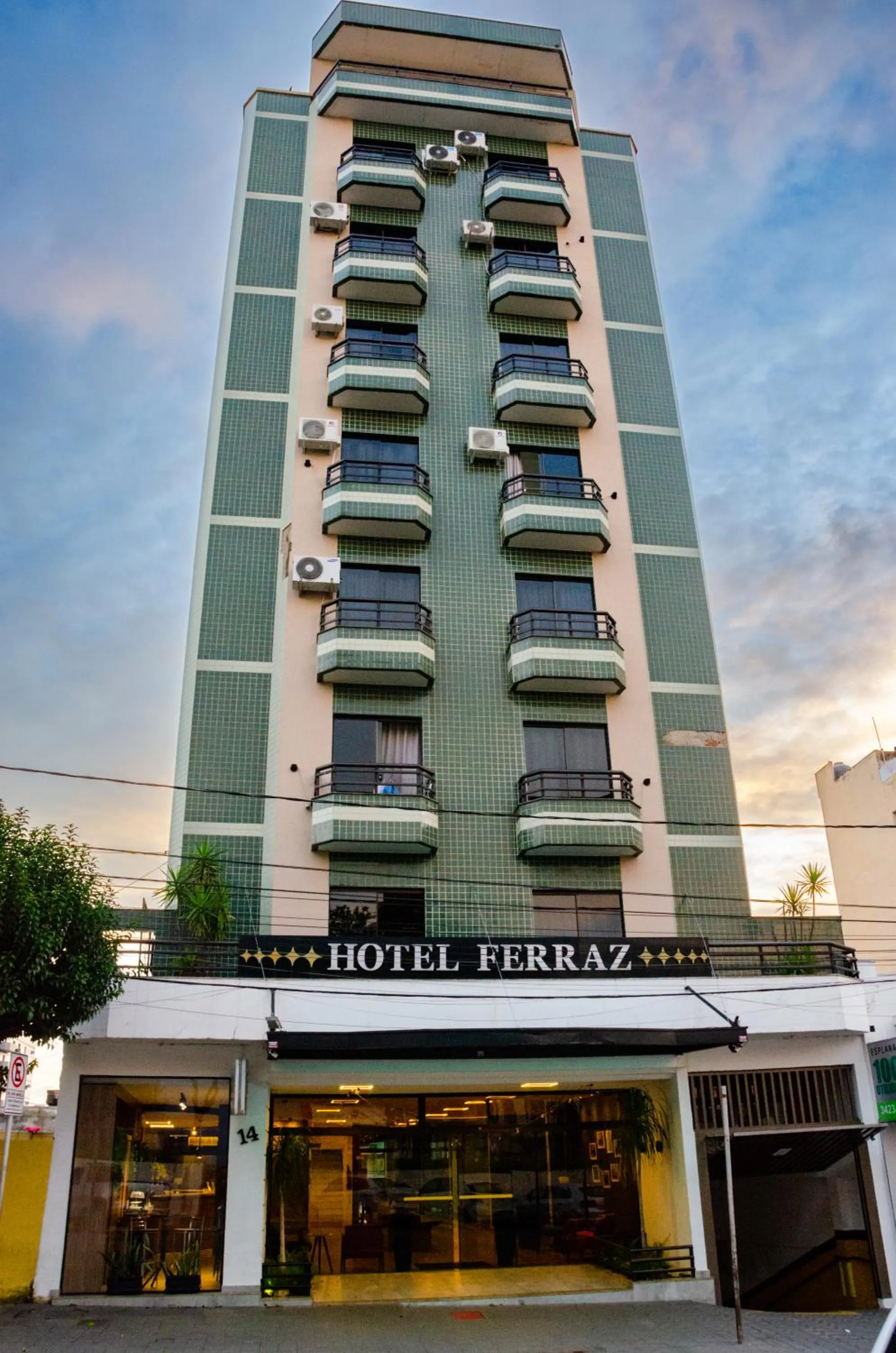 Property building in Hotel Ferraz