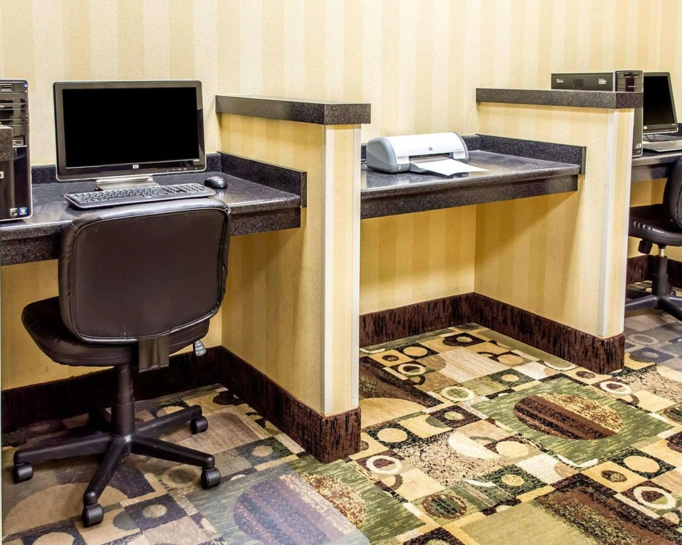 Business facilities in Comfort Inn & Suites Franklin East