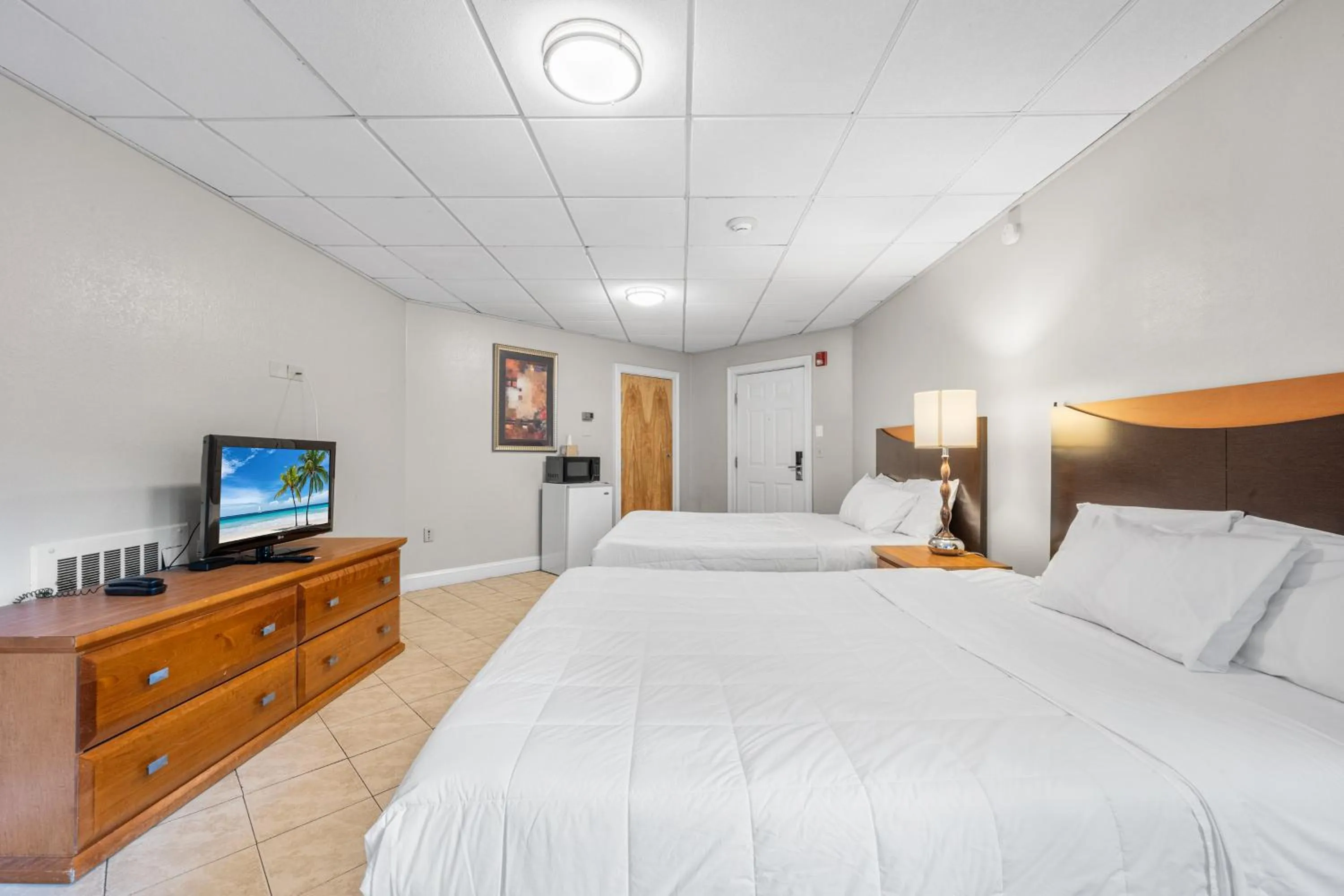 Bed in Cedar Park Inn