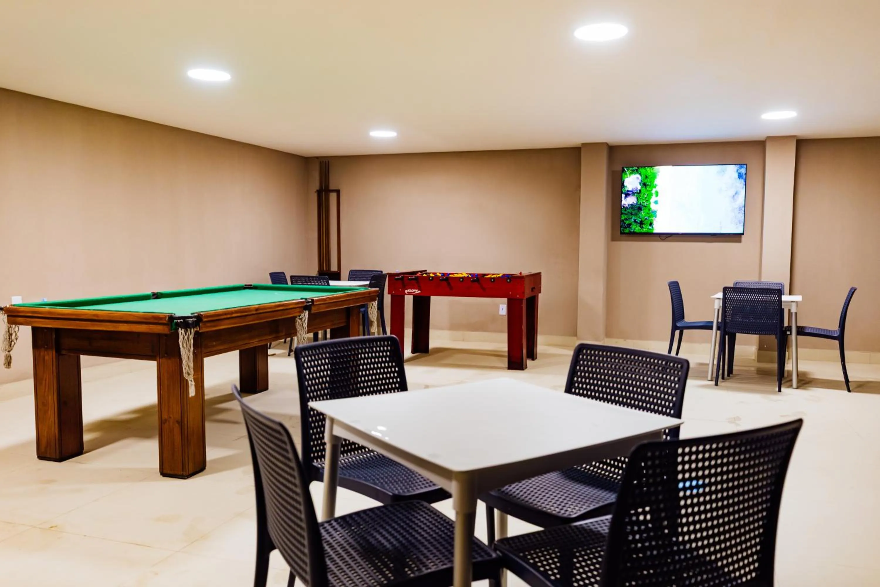 Game Room in El Aram Beach Express