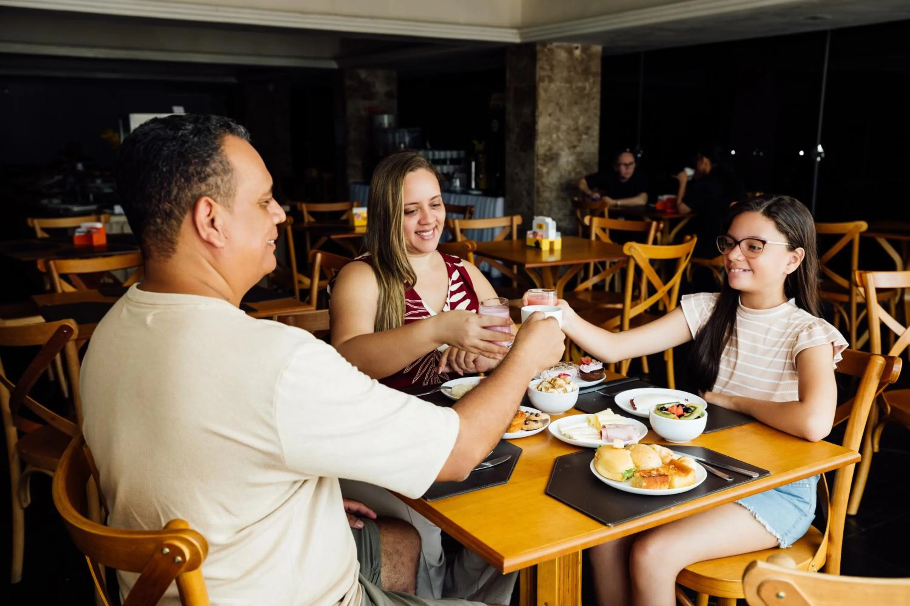 Breakfast in El Aram Beach Express