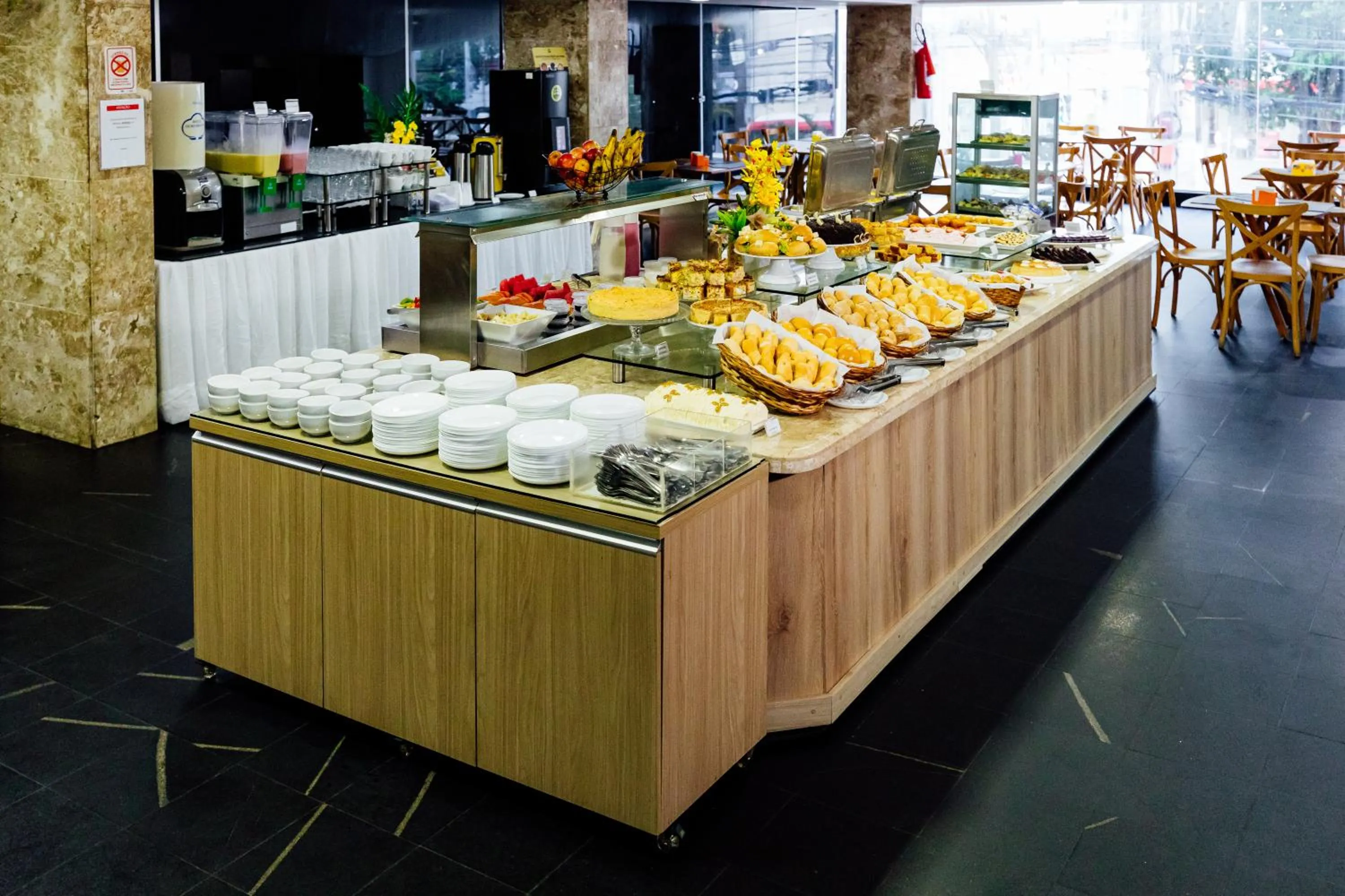 Breakfast in El Aram Beach Express