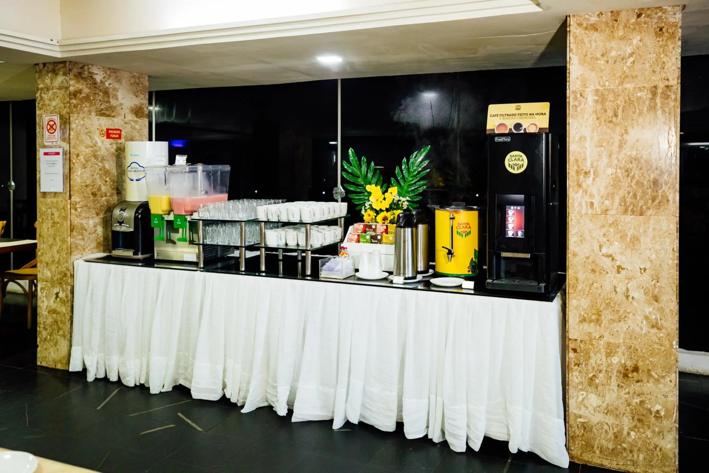 Restaurant/places to eat in El Aram Beach Express