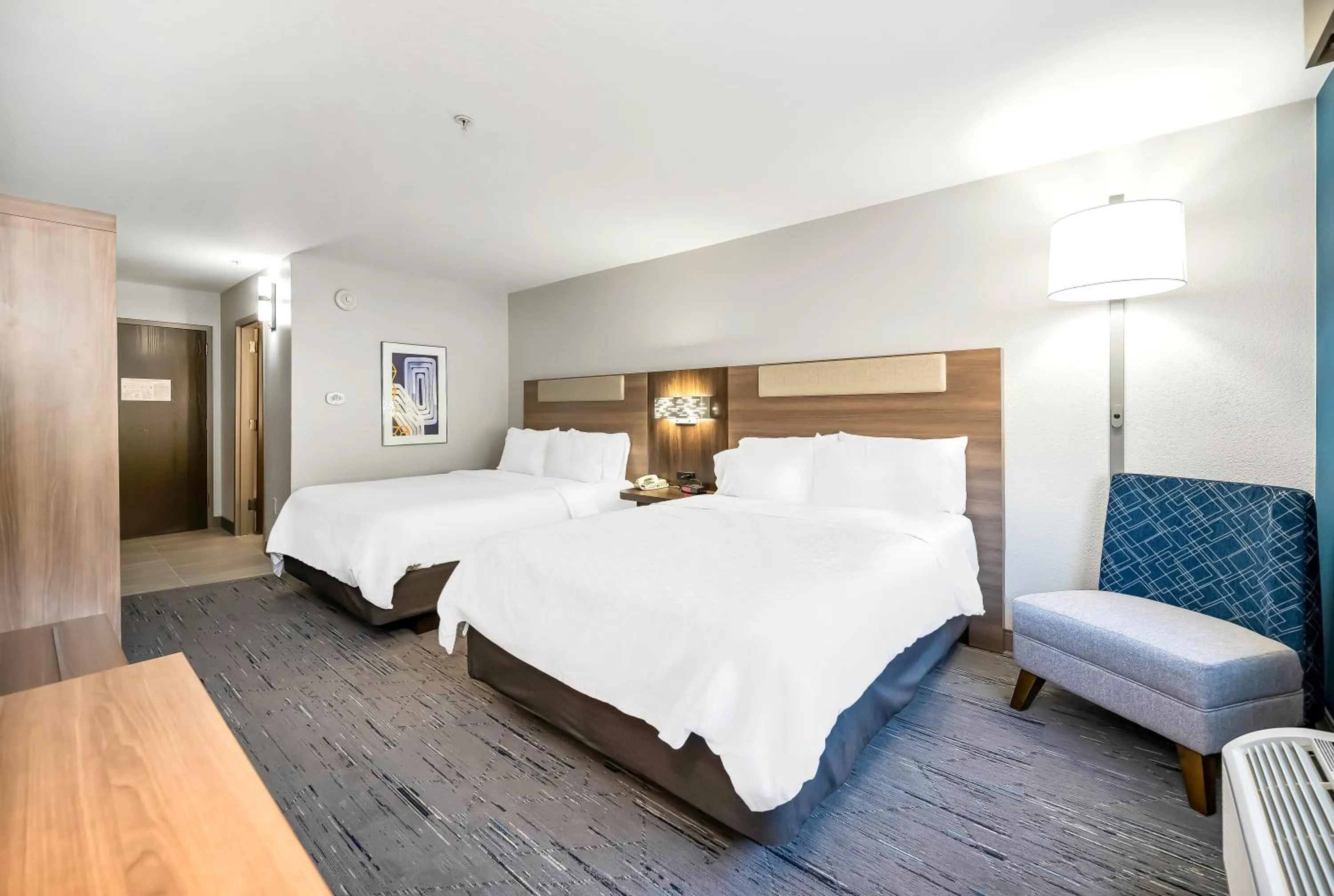 Guests, Bed in Holiday Inn Express Palestine by IHG