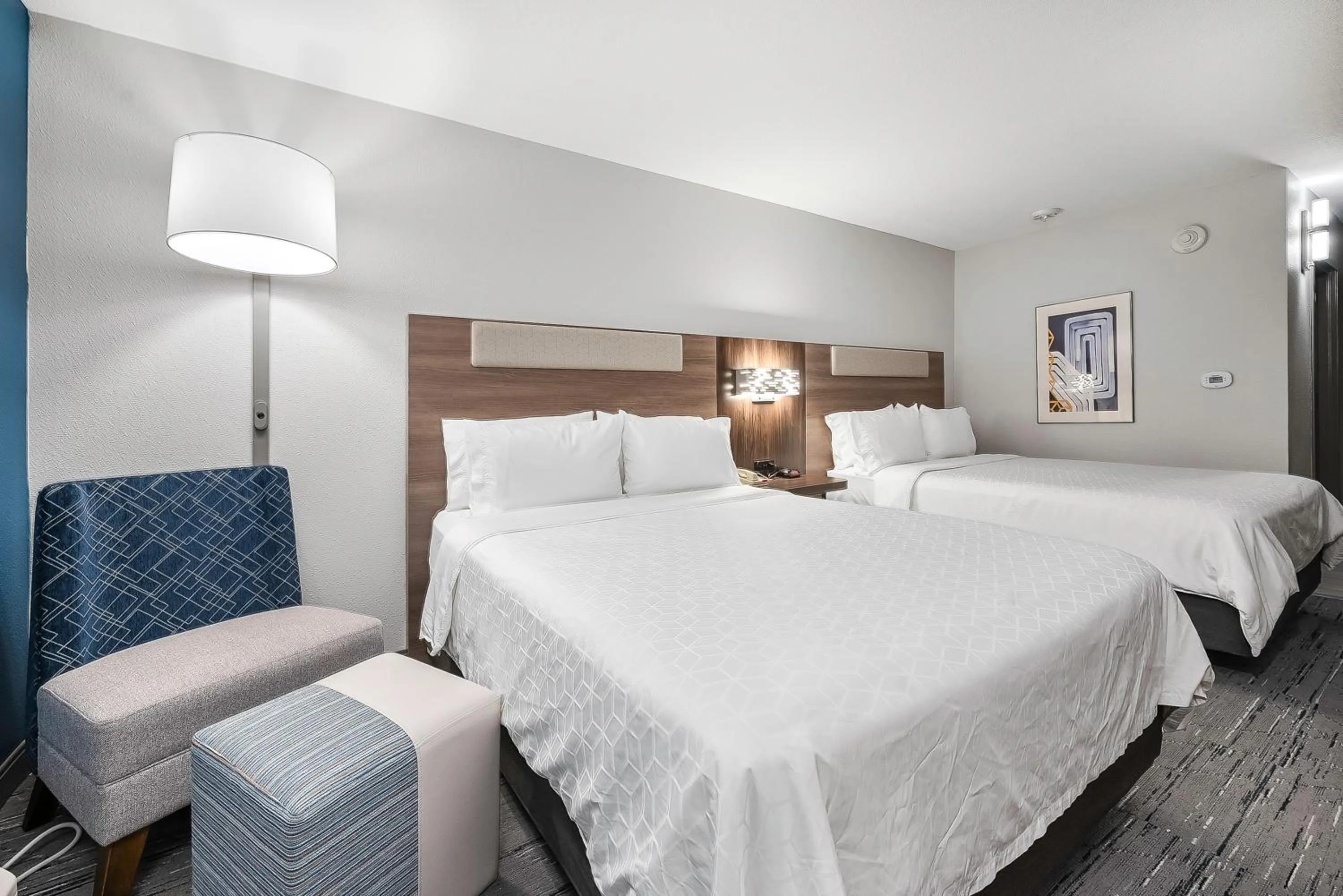 Guests, Bed in Holiday Inn Express Palestine by IHG