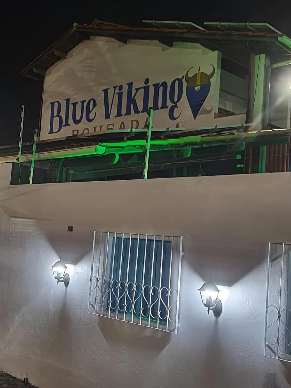 Facade/entrance in Pousada Blue Viking