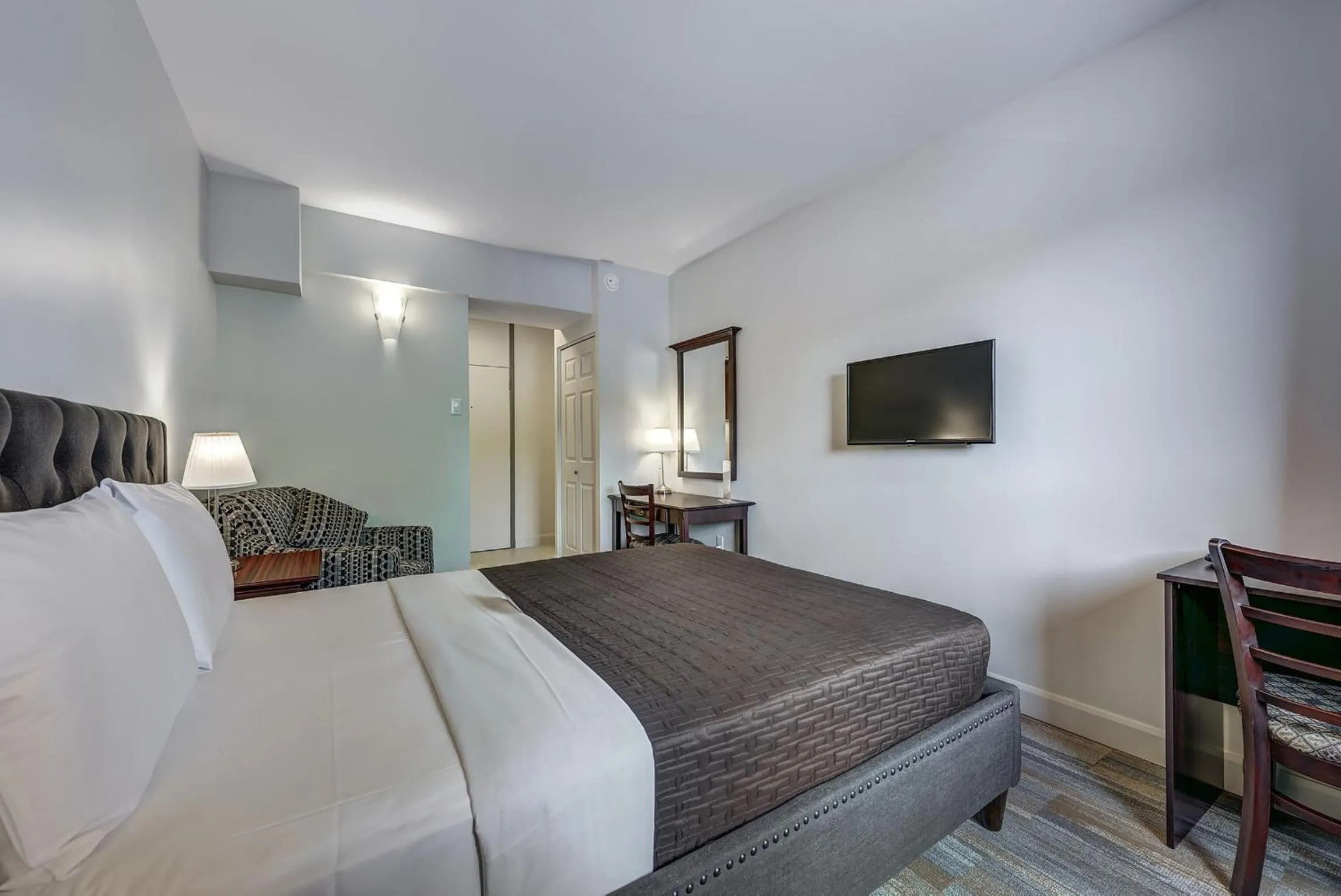 Photo of the whole room in Terrasse Royale Hotel