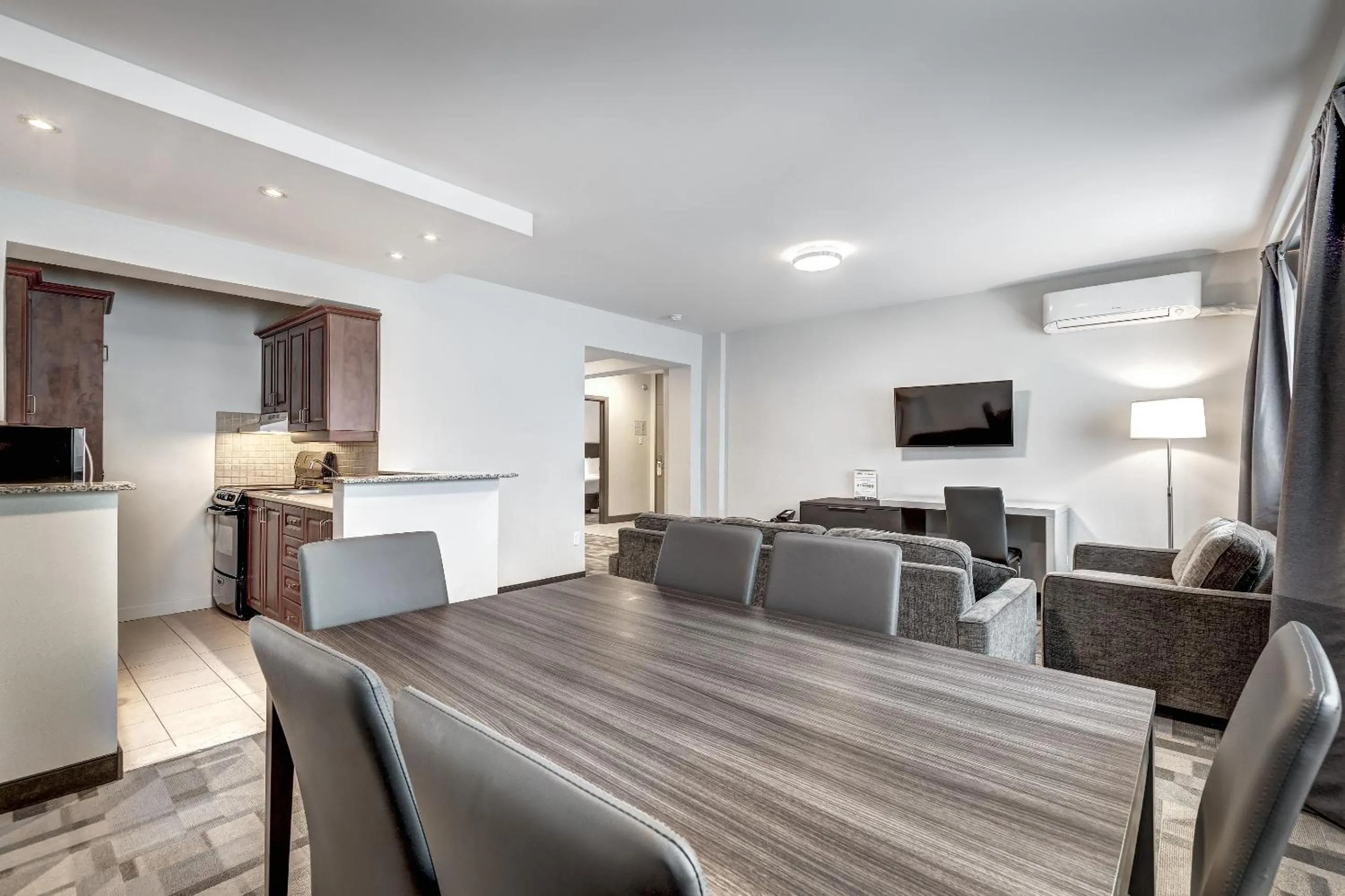 Dining area in Terrasse Royale Hotel