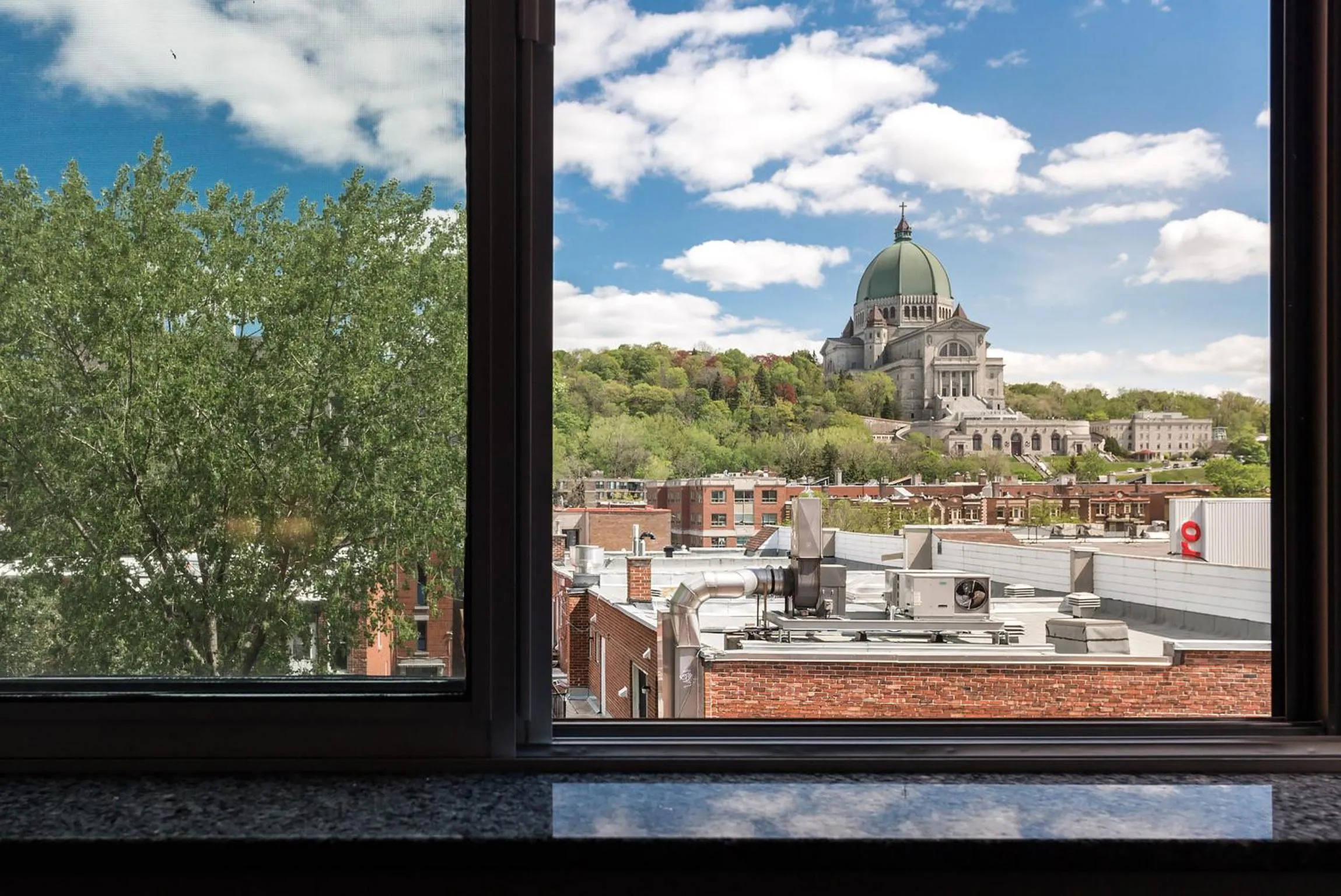 Landmark view in Terrasse Royale Hotel