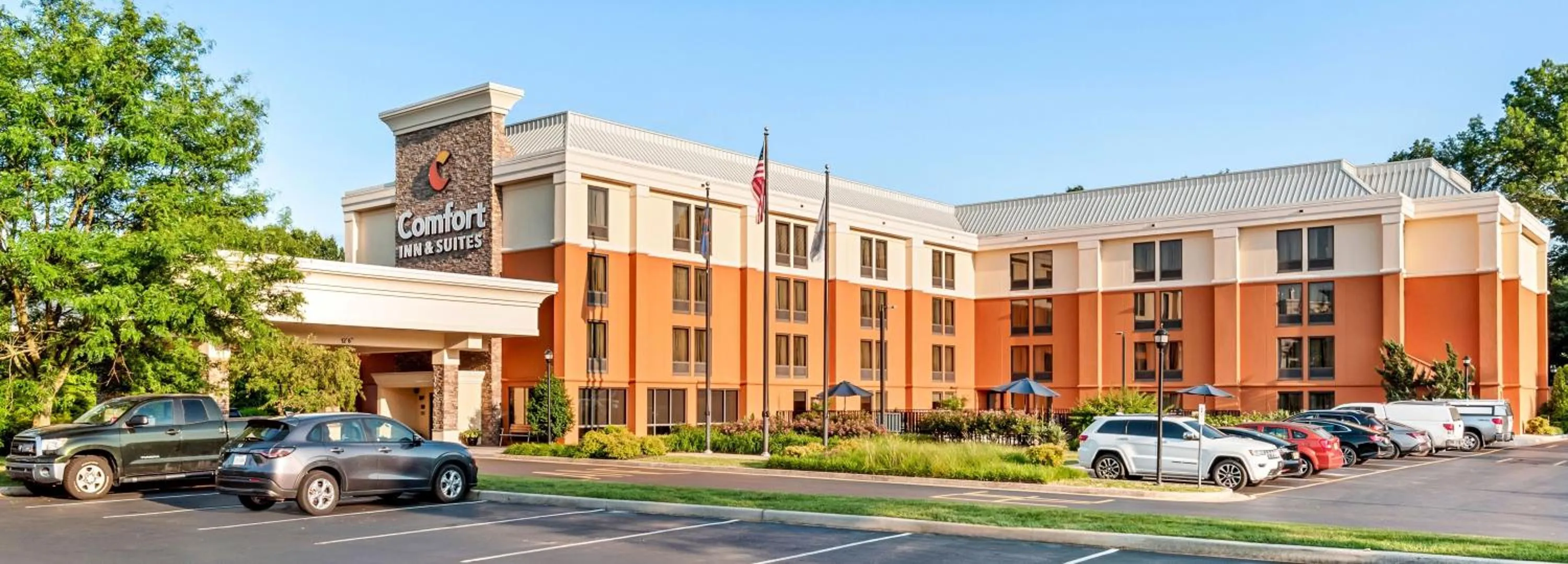Property building in Comfort Inn & Suites Newark - Wilmington