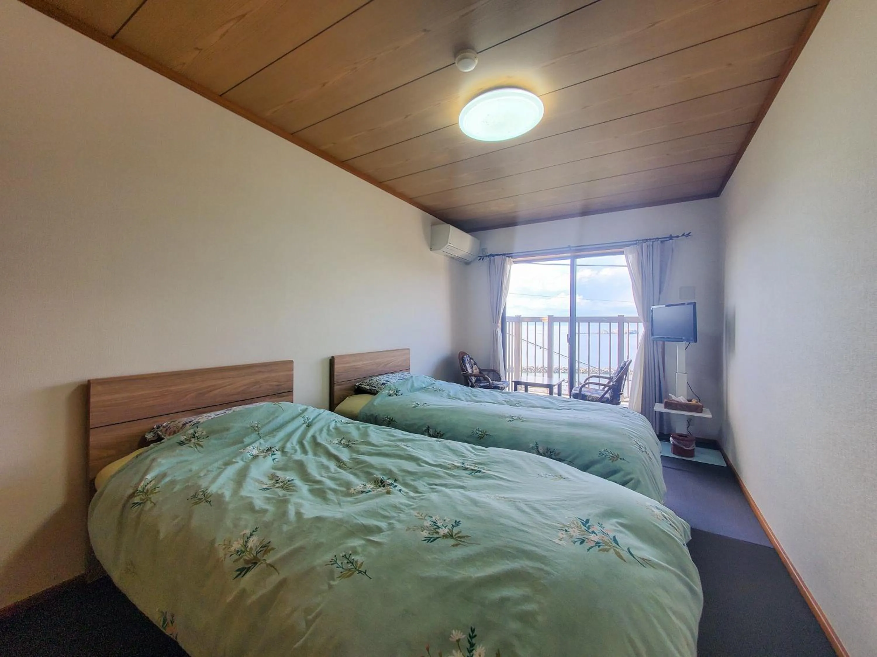 Photo of the whole room, Bed in Nanauraso