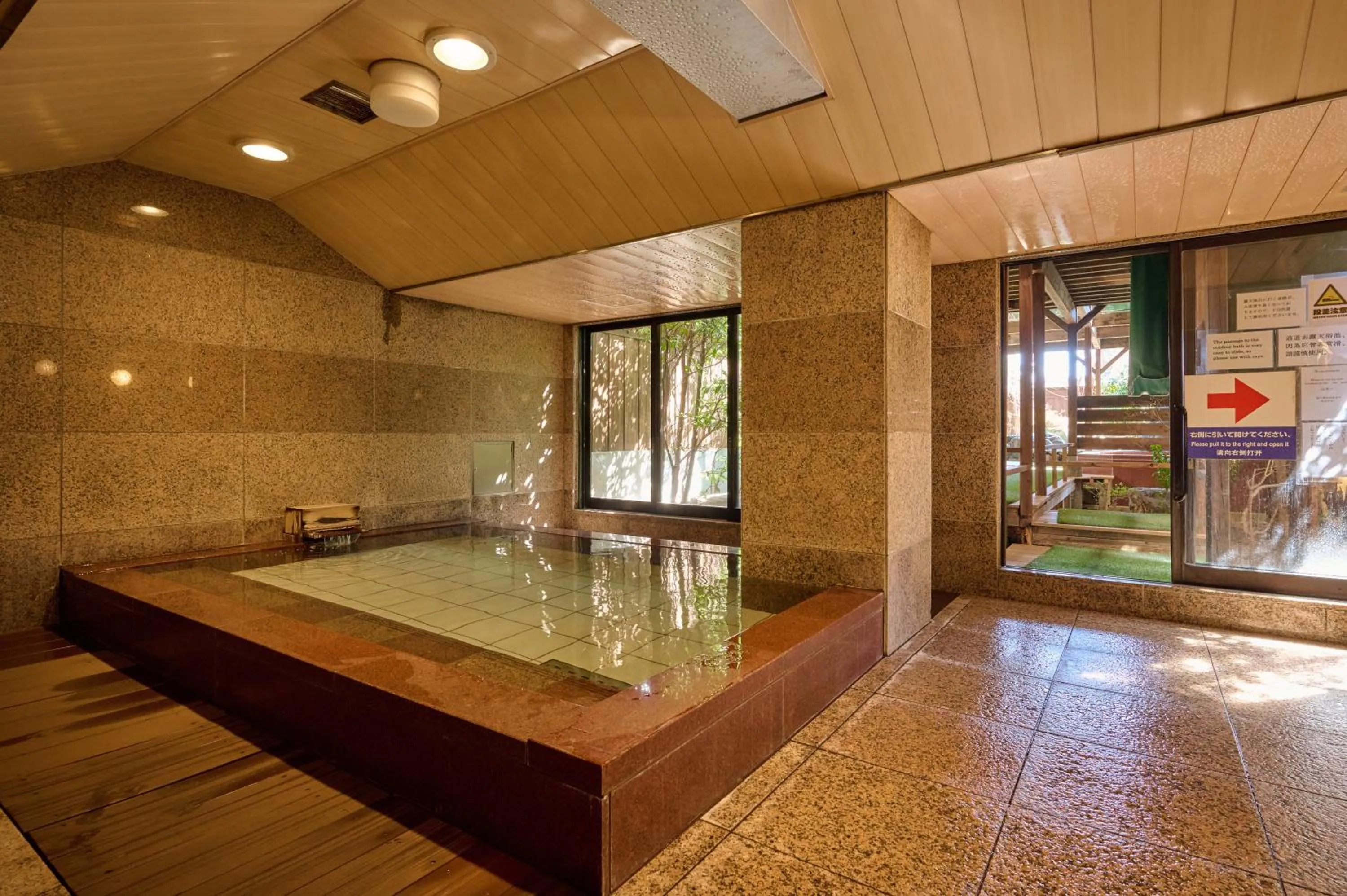 Public Bath in Royal Hotel Kawaguchiko
