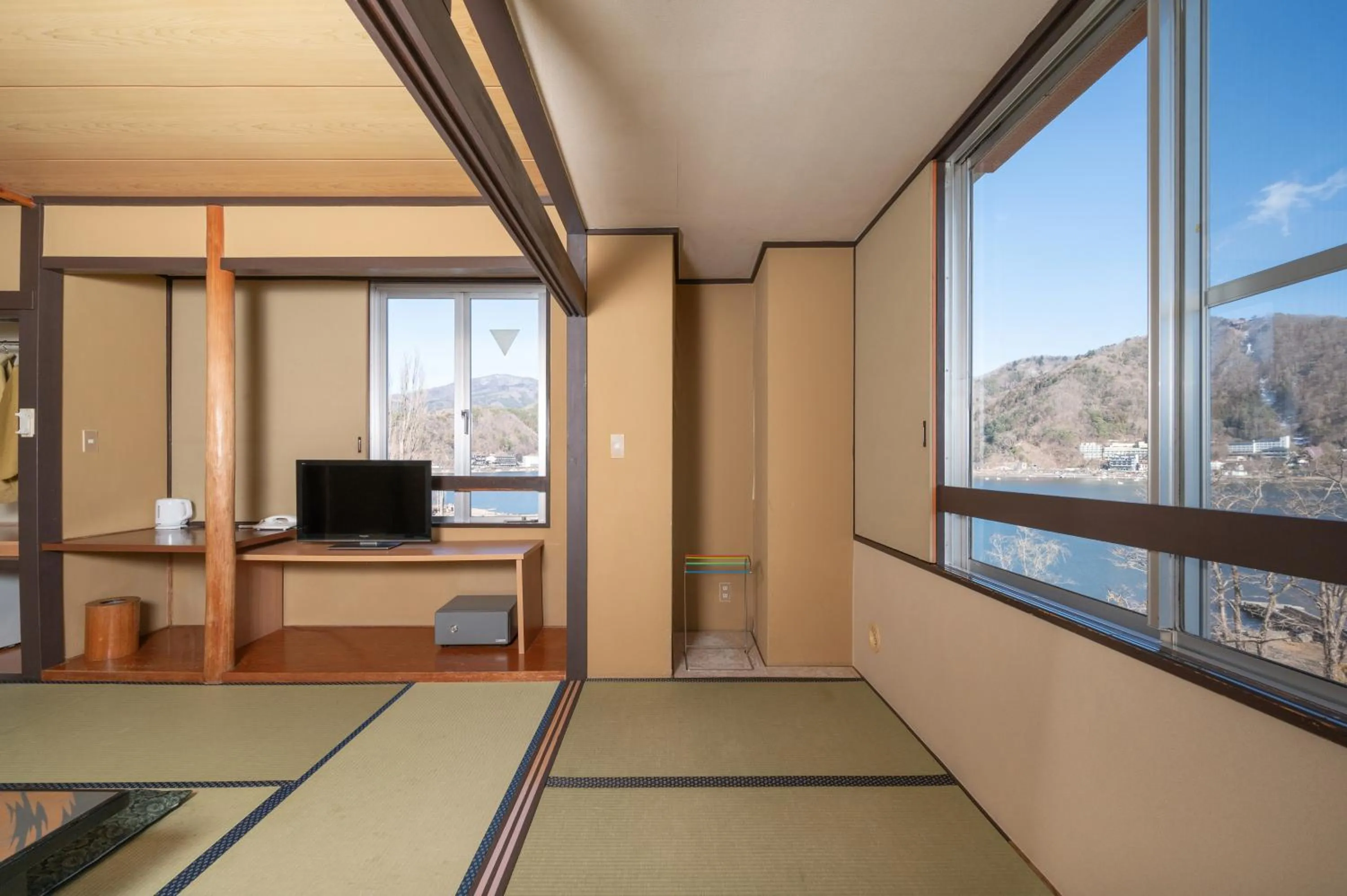 Photo of the whole room in Royal Hotel Kawaguchiko