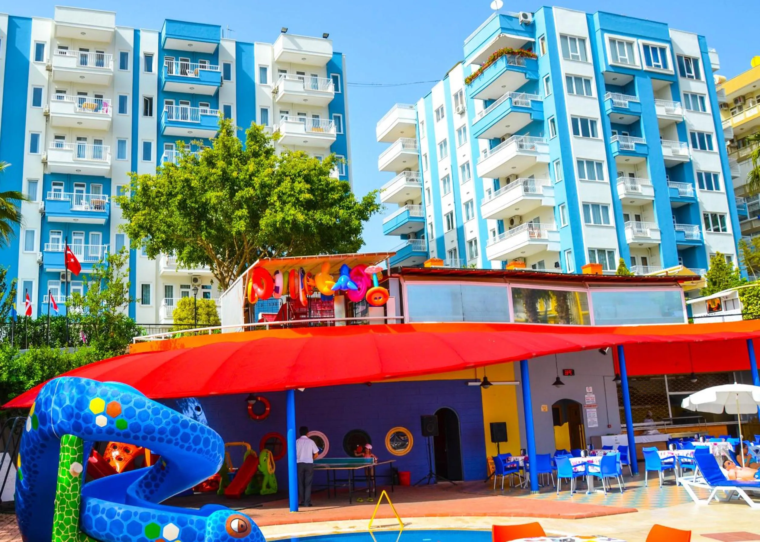 Day in Ark Apart and Suite Hotel