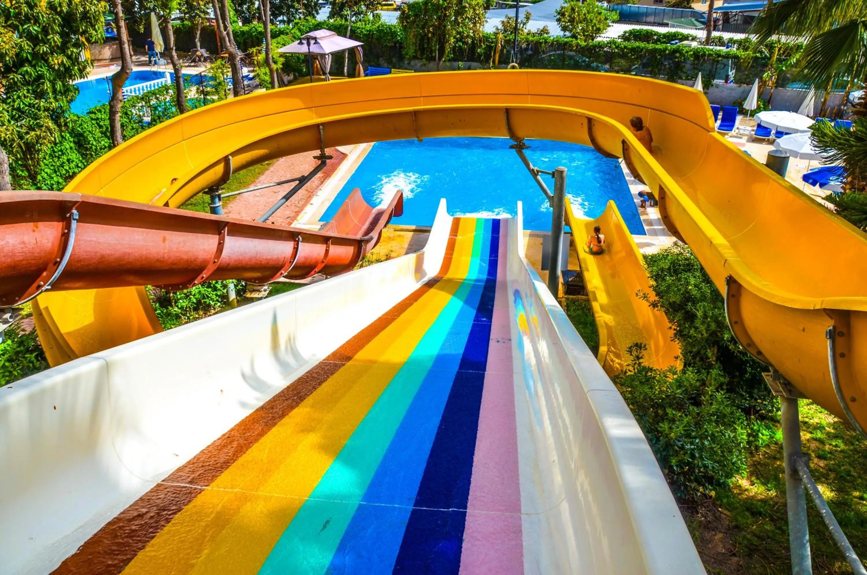 Aqua park in Ark Apart and Suite Hotel