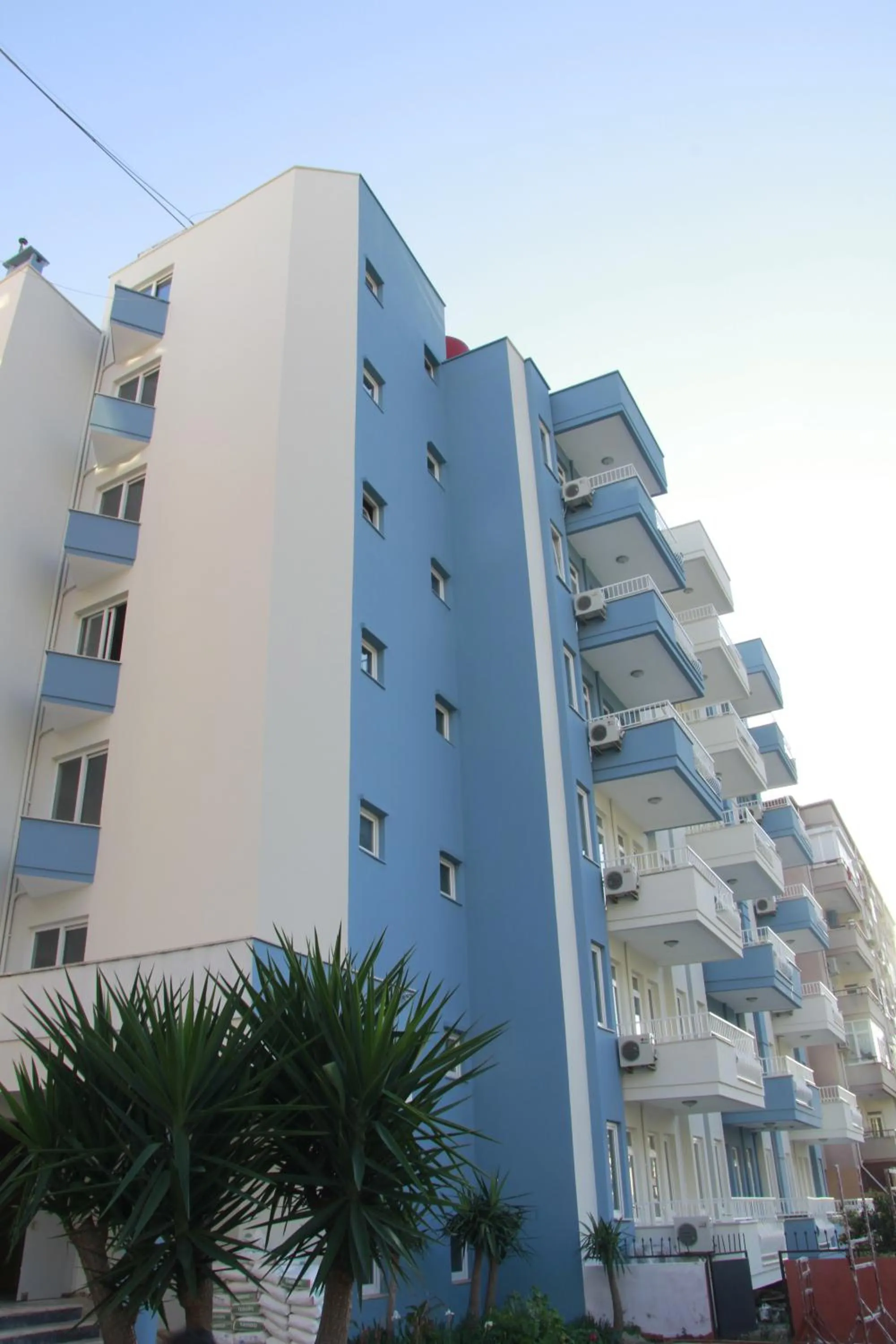 Facade/entrance in Ark Apart and Suite Hotel