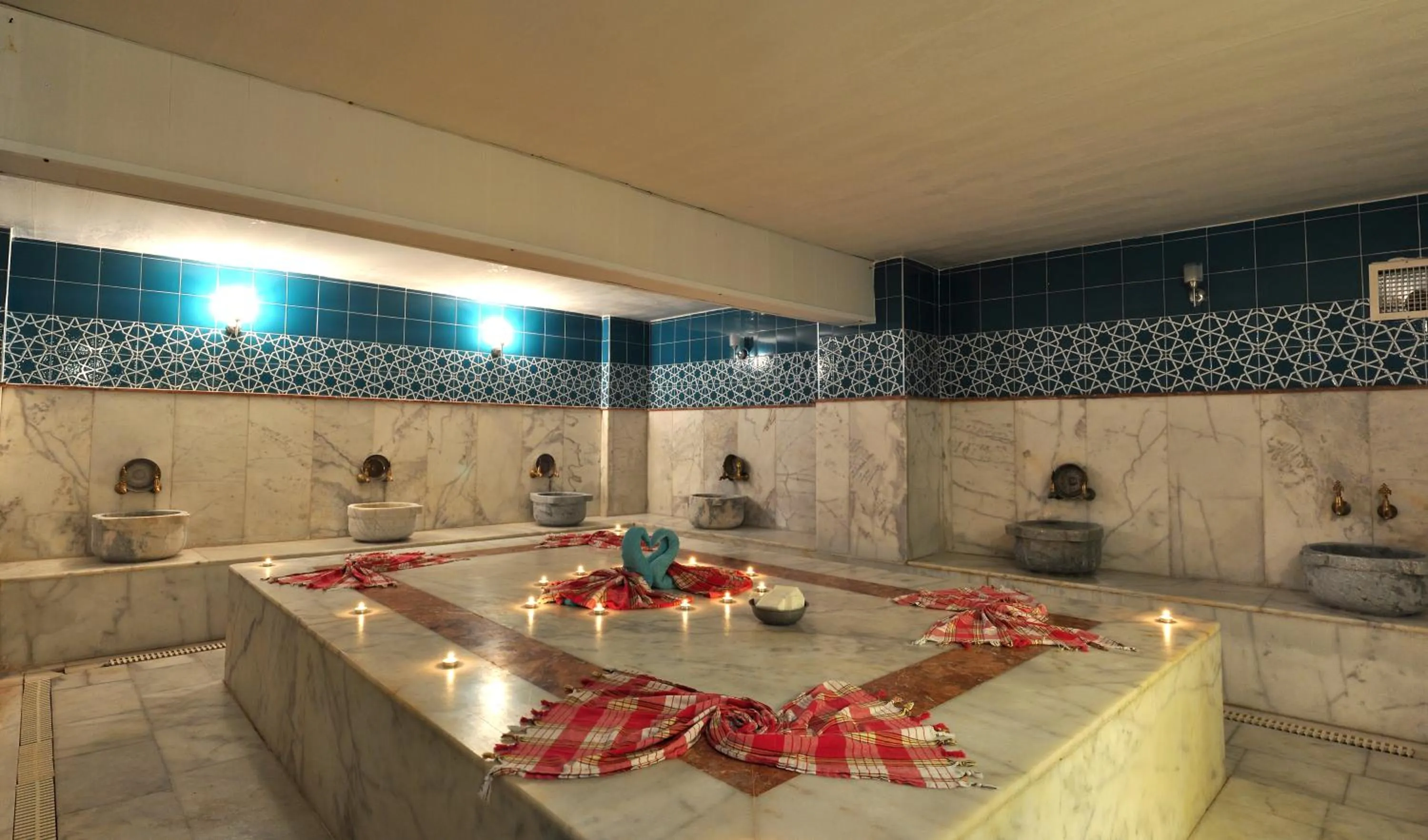 Public Bath in Oba Star Hotel - Ultra All Inclusive