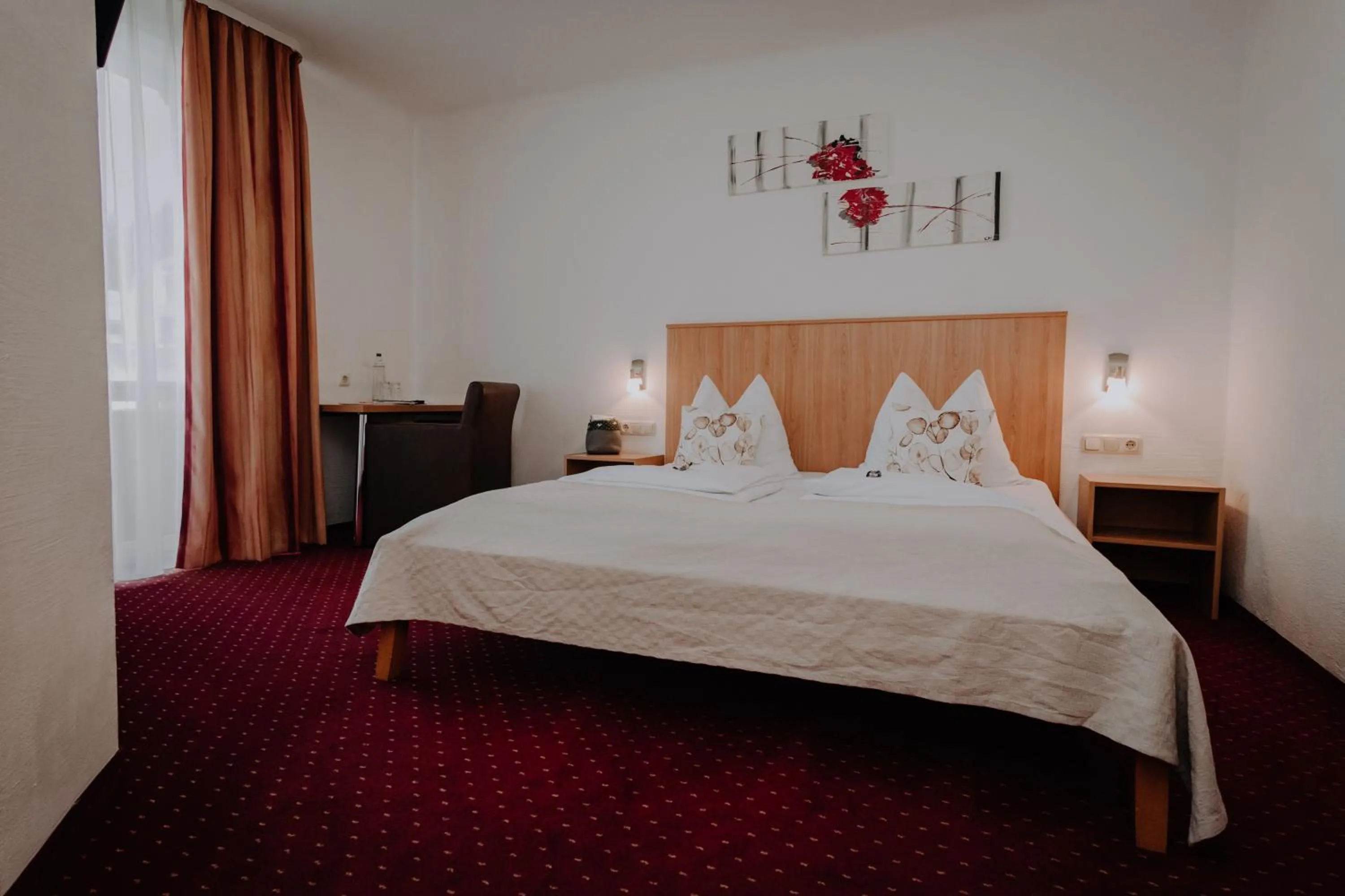 room service, Bed in Sporthotel Kitz