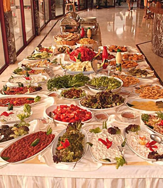 Food in Sailor Apart Hotel