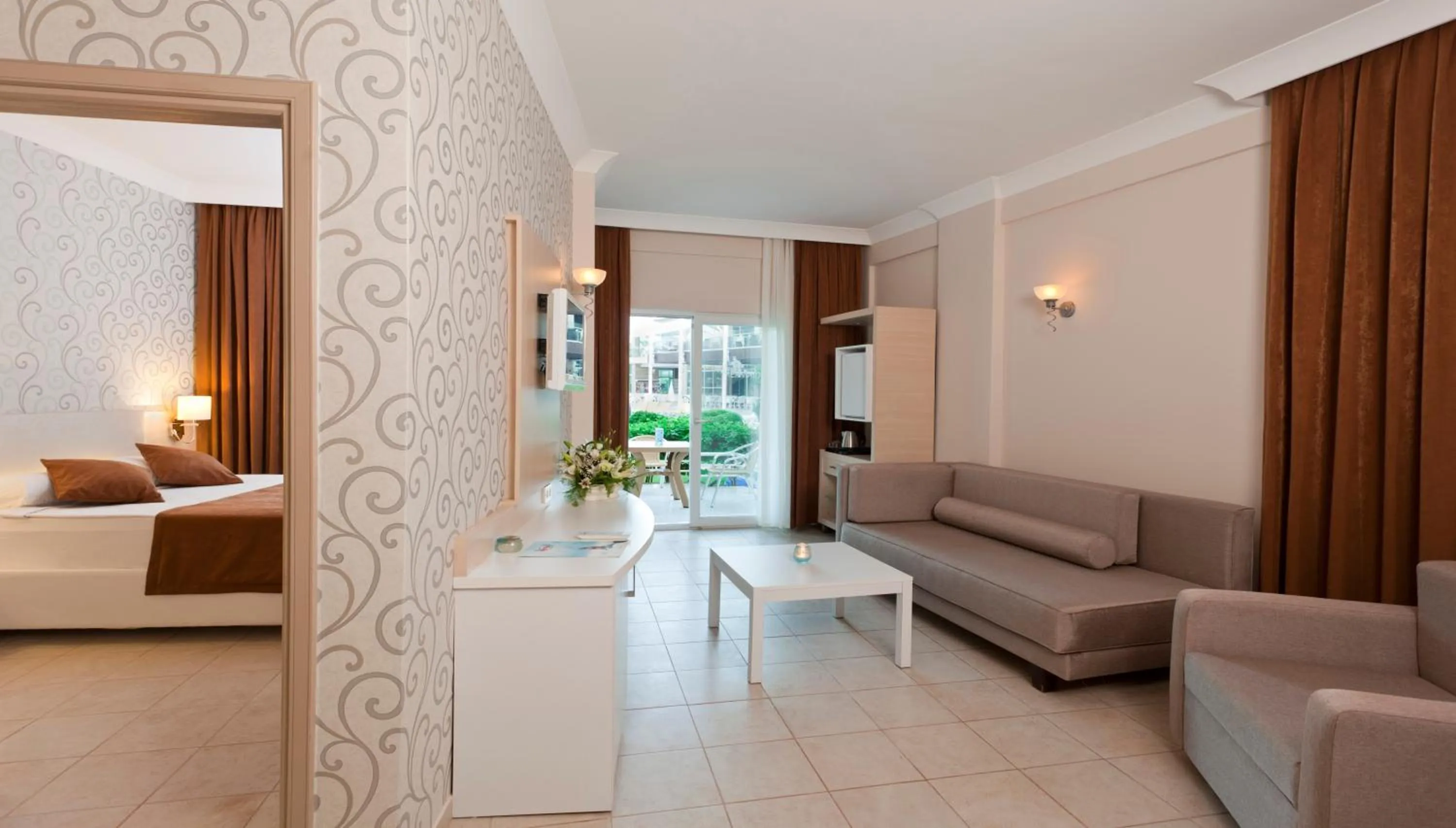 Bed in Club Mermaid Village