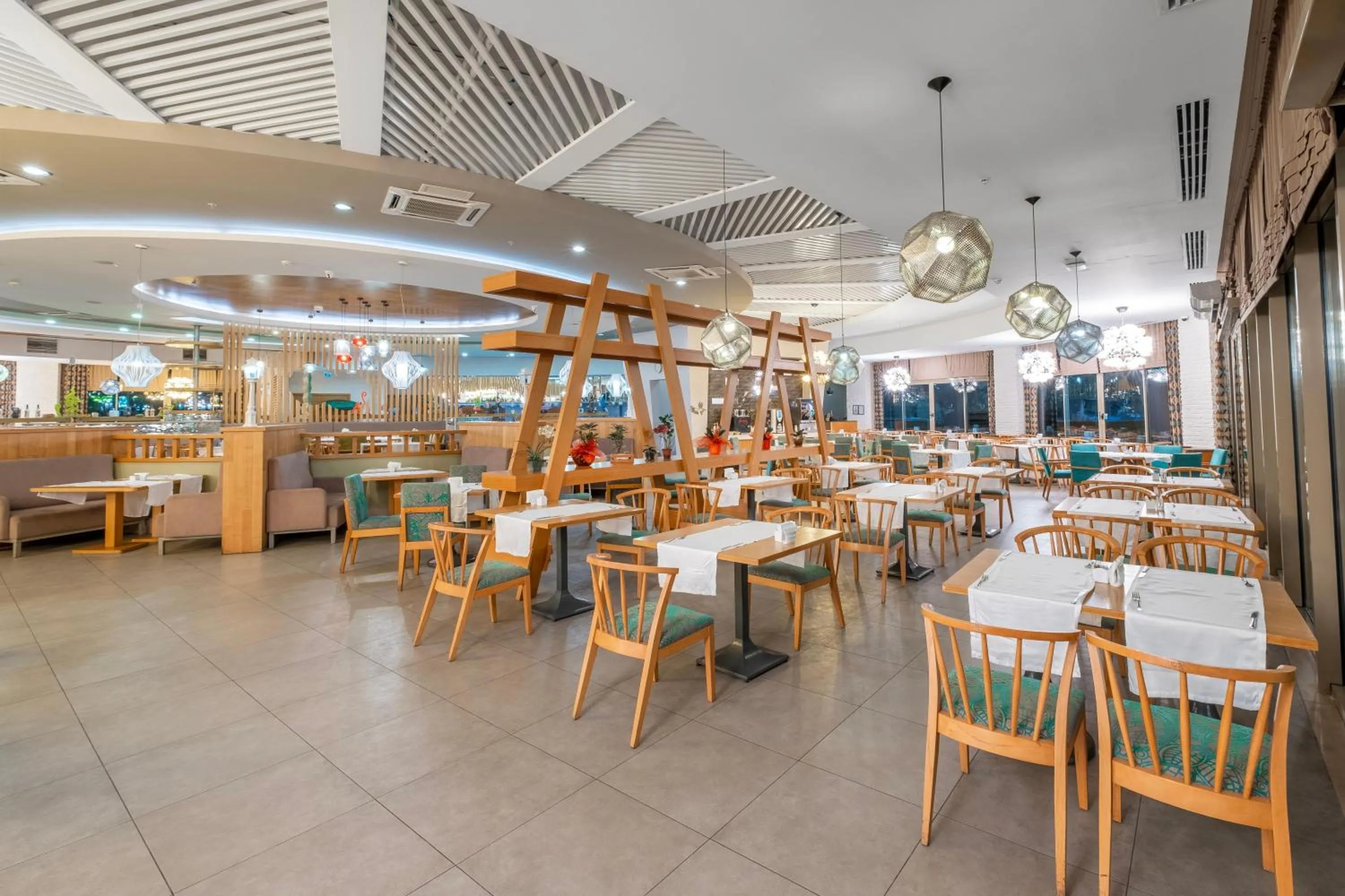 Restaurant/places to eat in Long Beach Alanya - Ultra All Inclusive