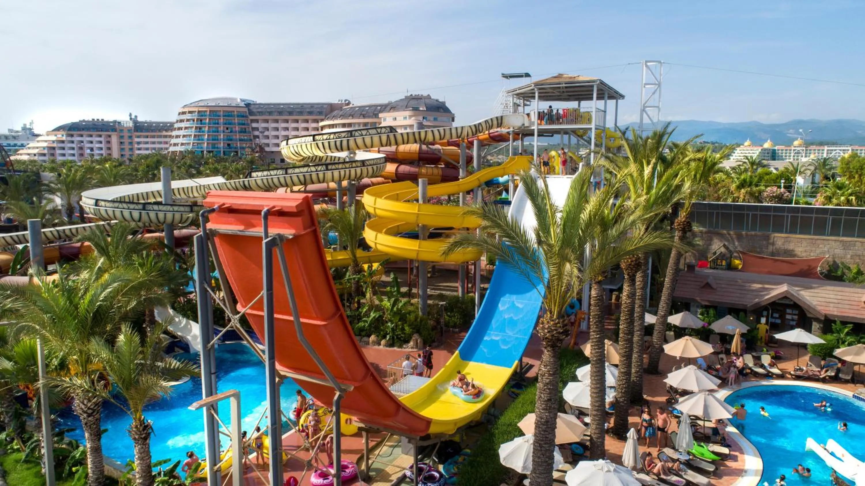 Swimming pool in Long Beach Alanya - Ultra All Inclusive