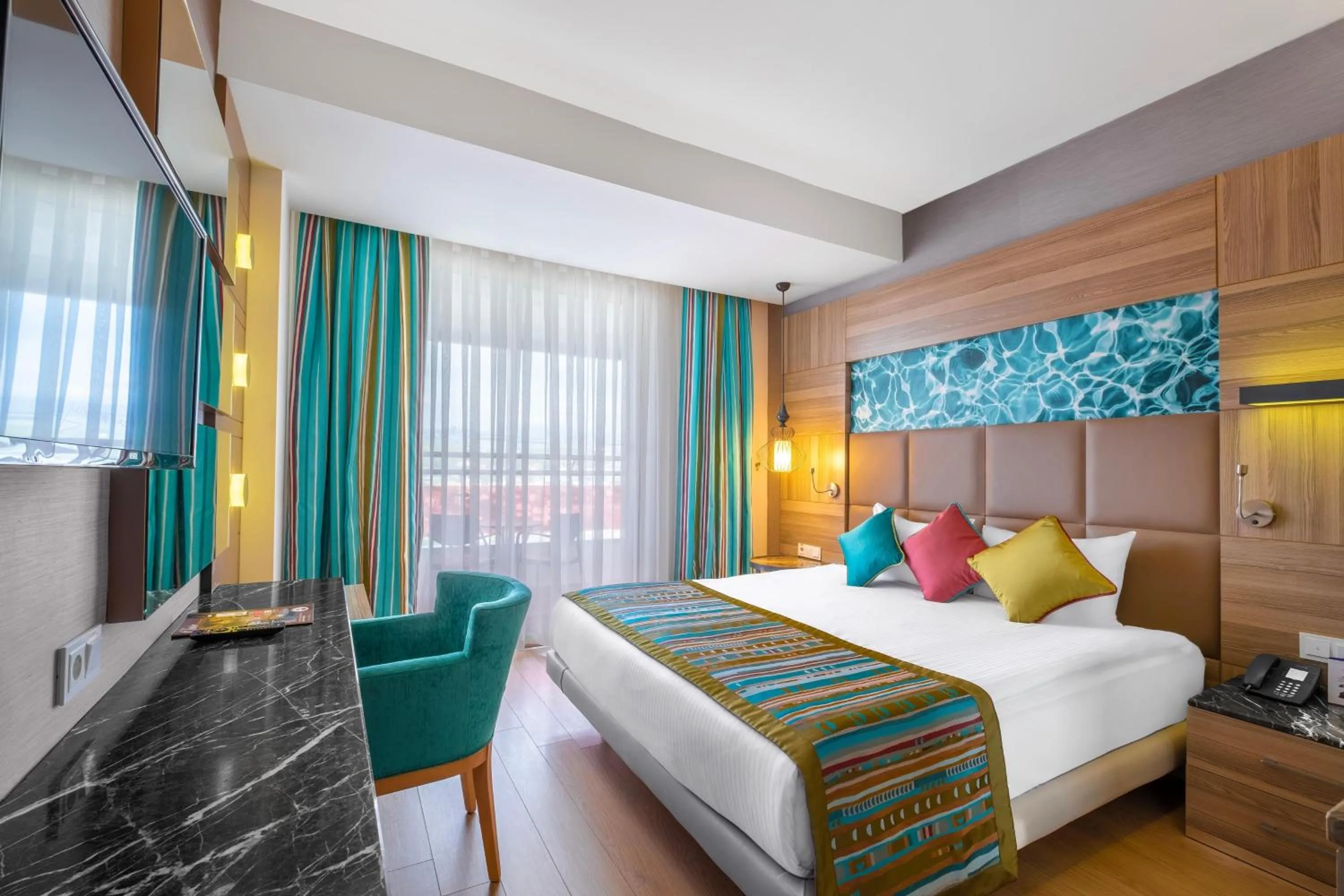 Bed in Long Beach Alanya - Ultra All Inclusive