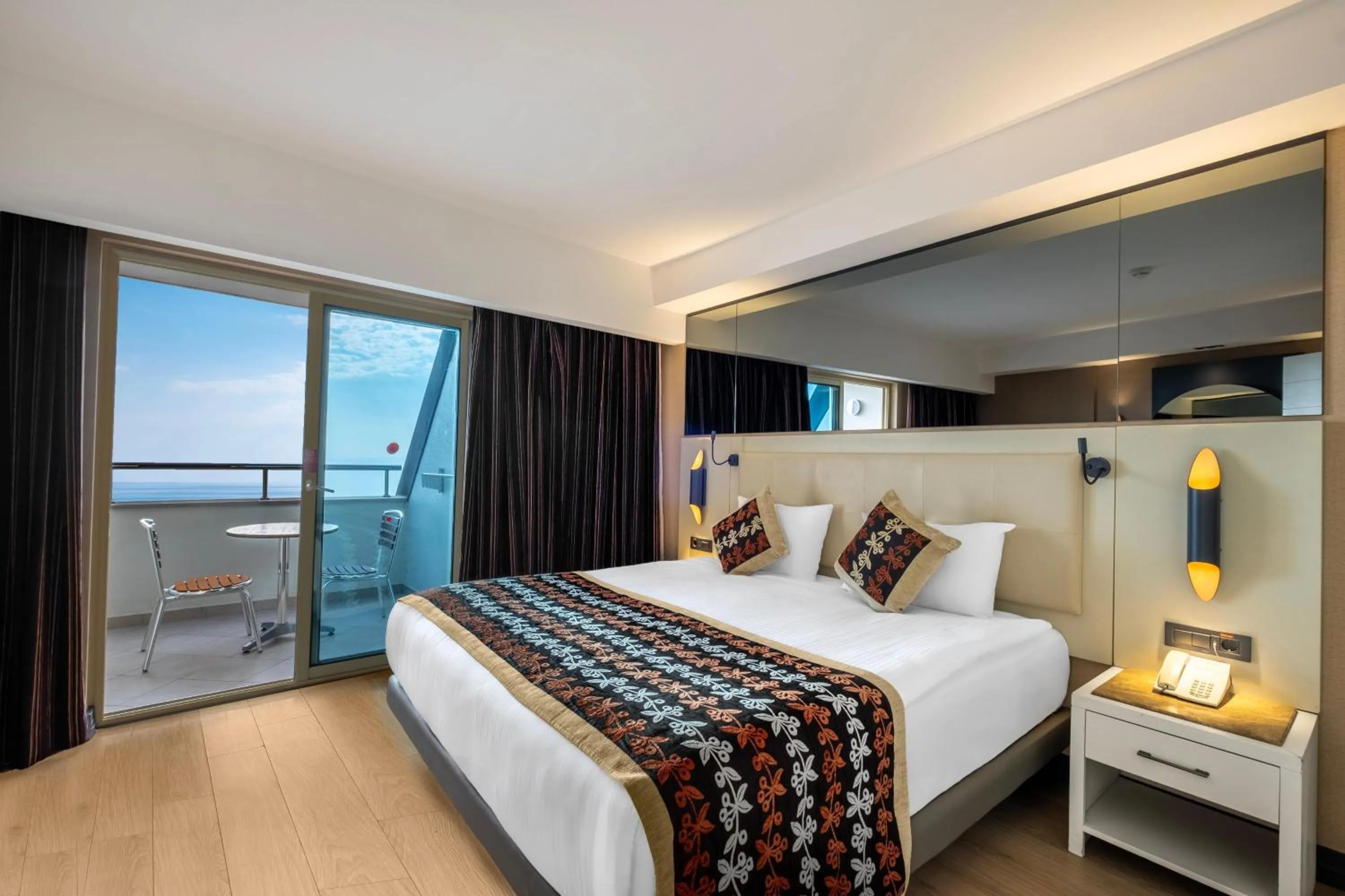 Bed in Long Beach Alanya - Ultra All Inclusive